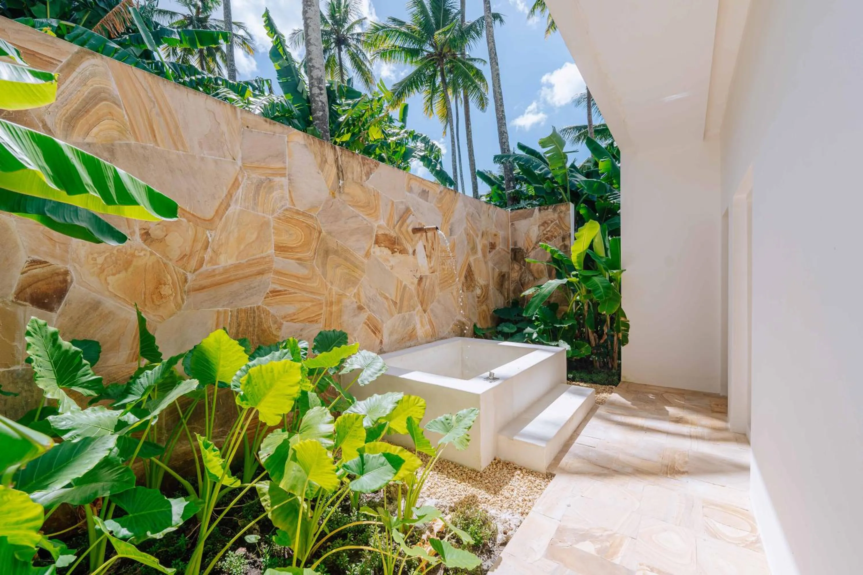 Shower in Ycona Eco-Luxury Resort, Zanzibar