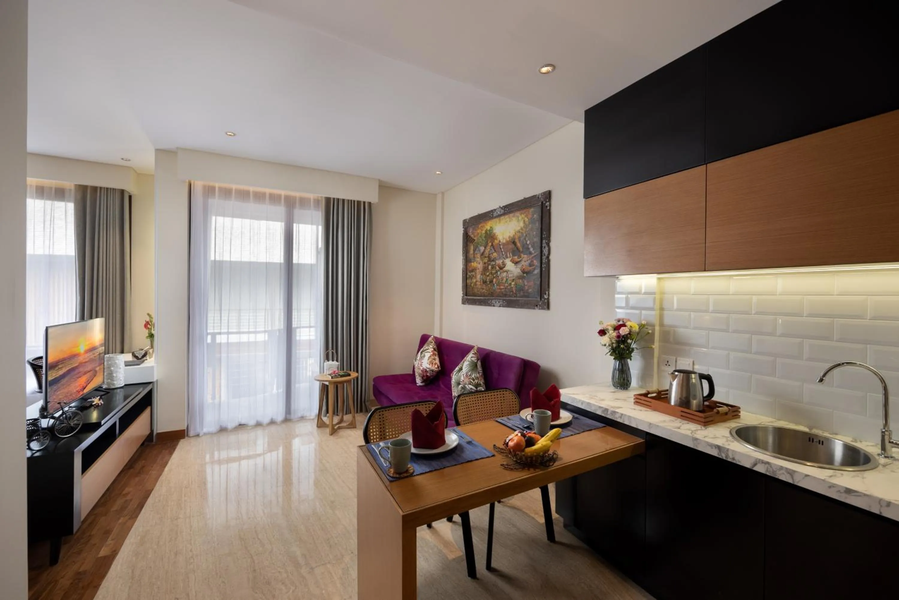 Kitchen or kitchenette in Mokko Suites Batubelig