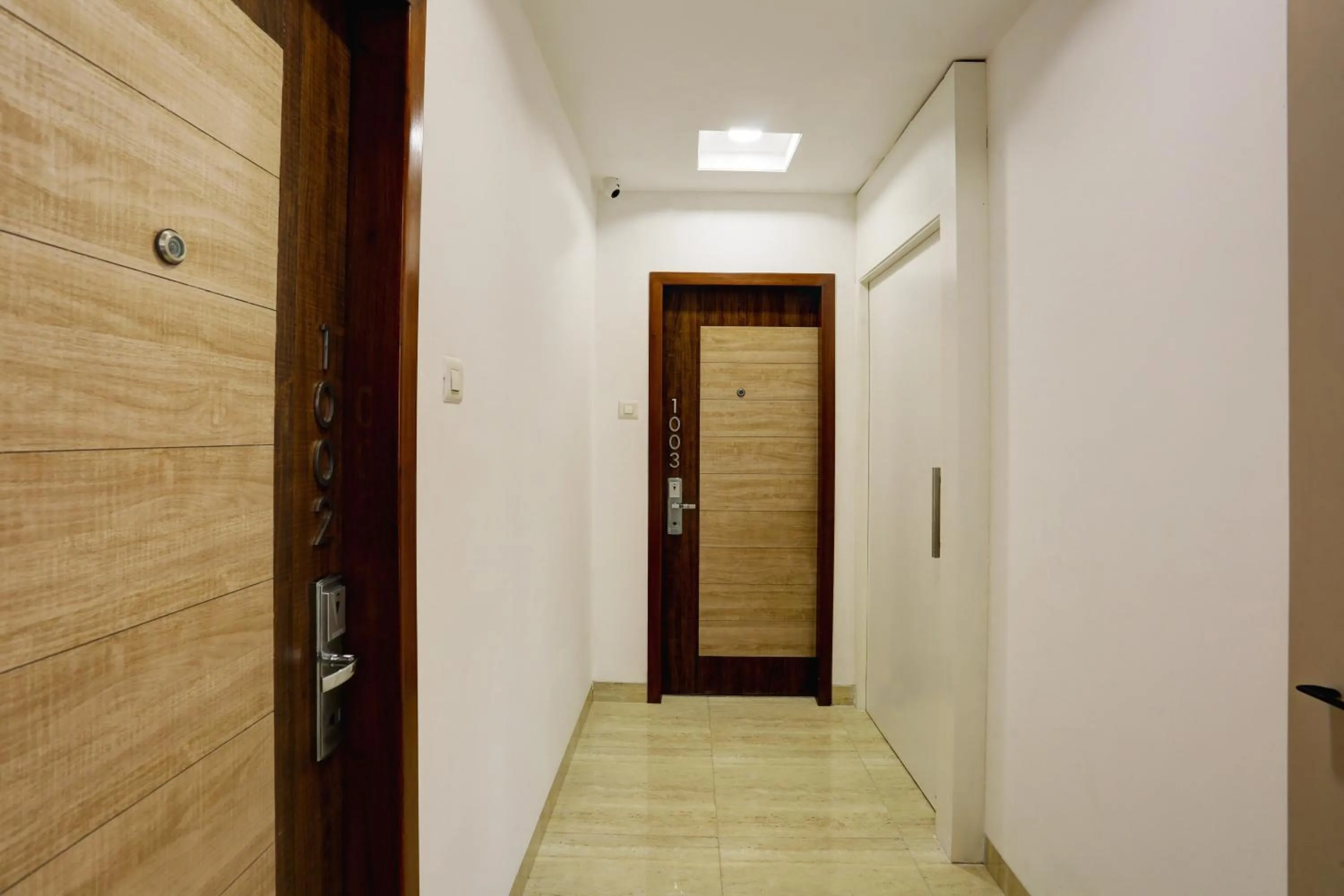 Lobby or reception in Hotel Ozone Inn Colaba