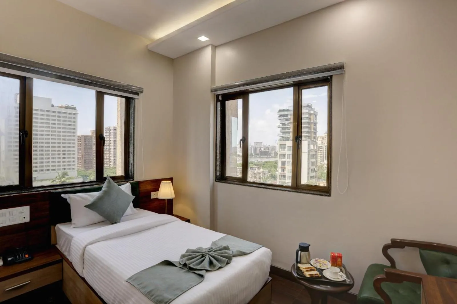 Bed in Hotel Ozone Inn Colaba