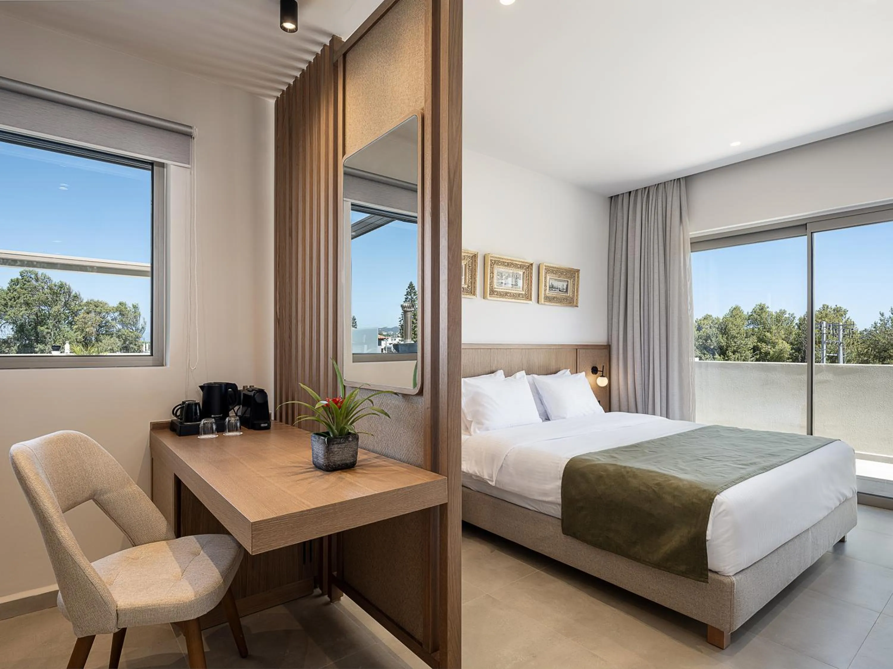 Photo of the whole room, Bed in Inea Sole Boutique Hotel