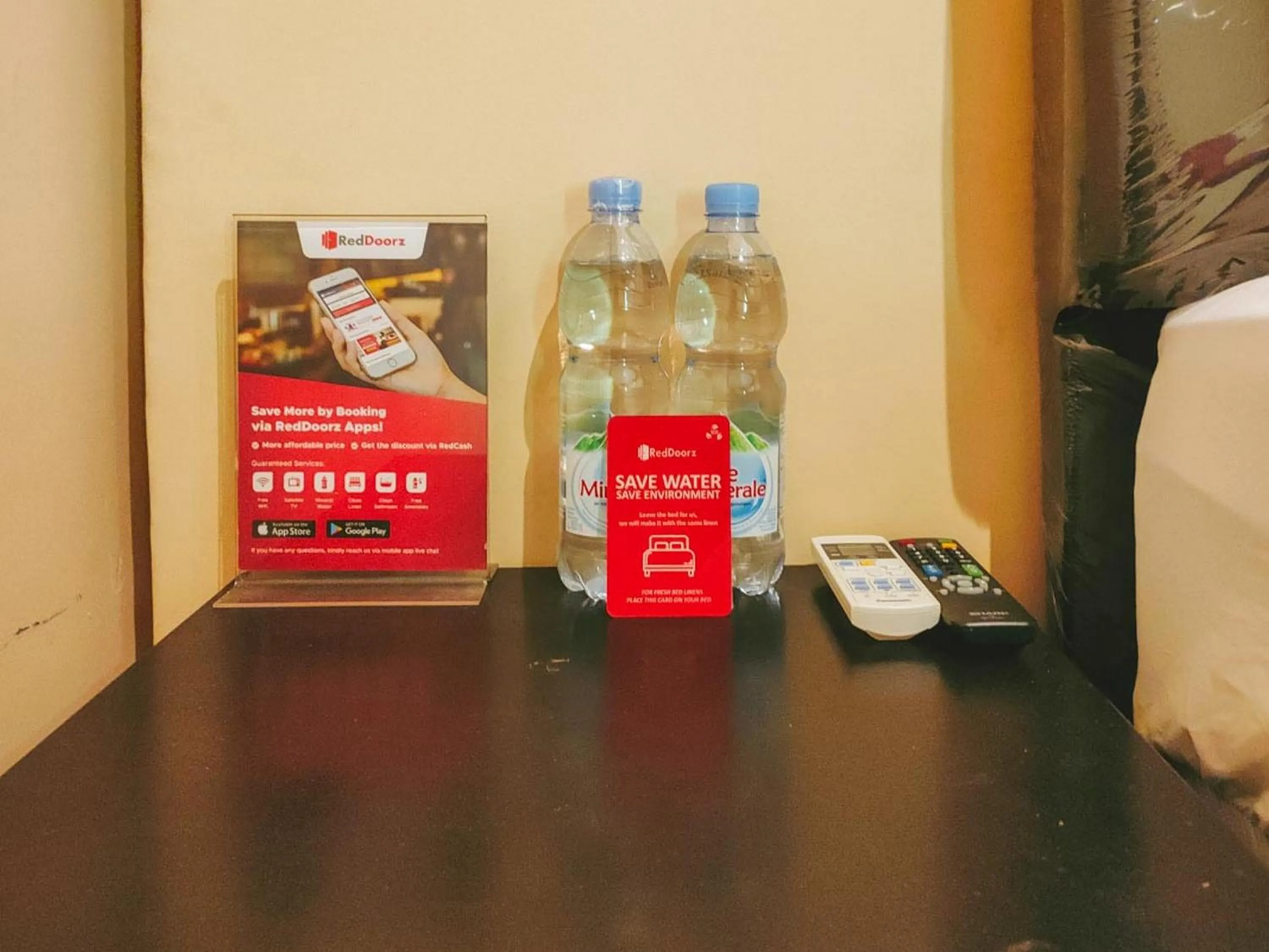 Drinks in RedDoorz Syariah near Lippo Plaza Sidoarjo