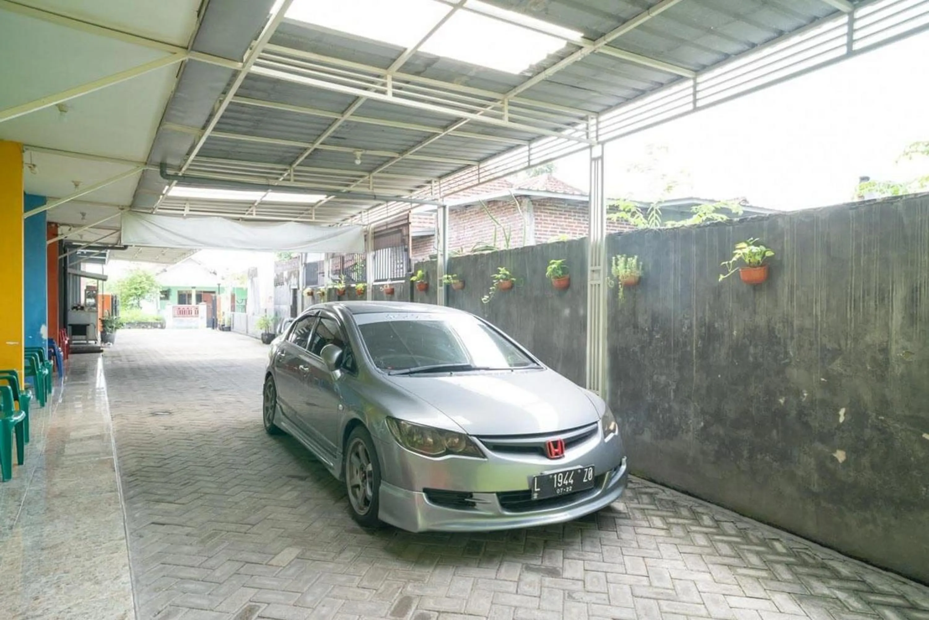 Parking in RedDoorz Syariah near Lippo Plaza Sidoarjo