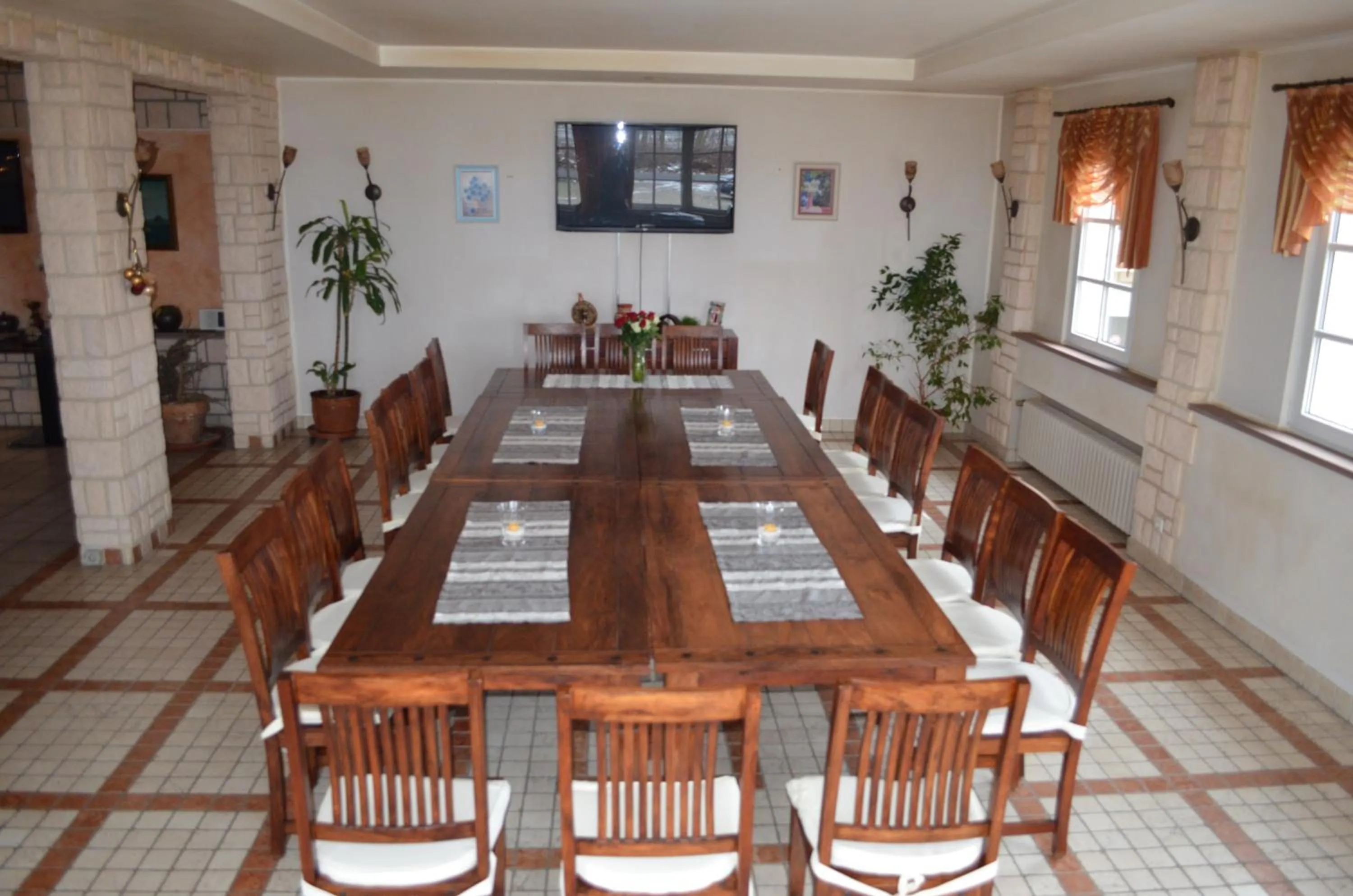 Restaurant/places to eat in Eggersheimer Hof