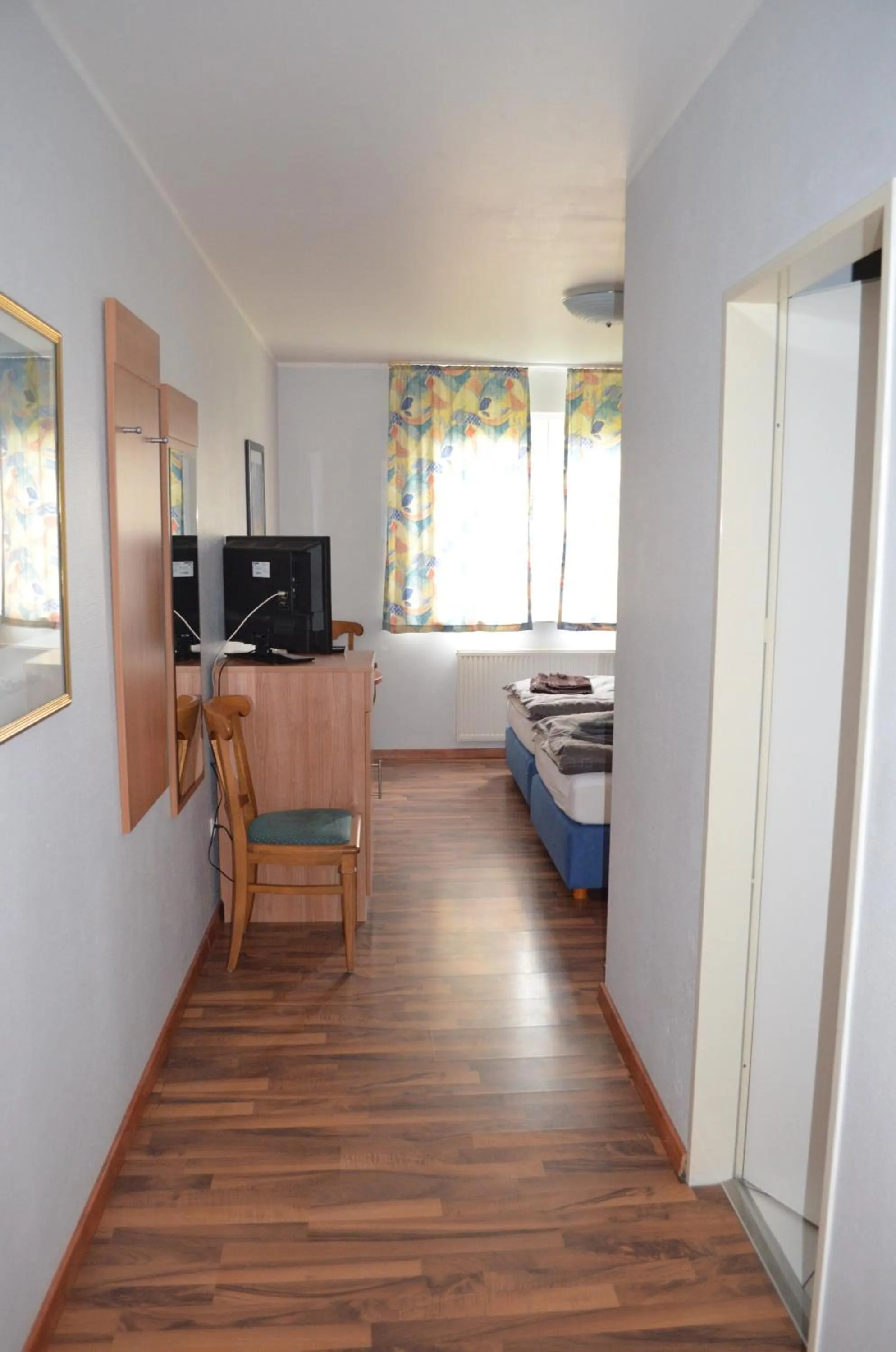 Bedroom, Bed in Eggersheimer Hof