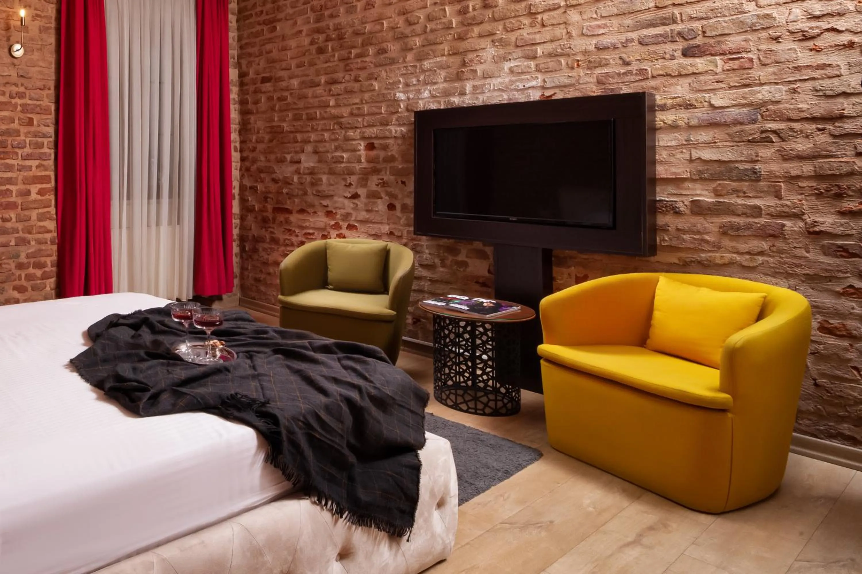 Massage in Nine Istanbul Hotel