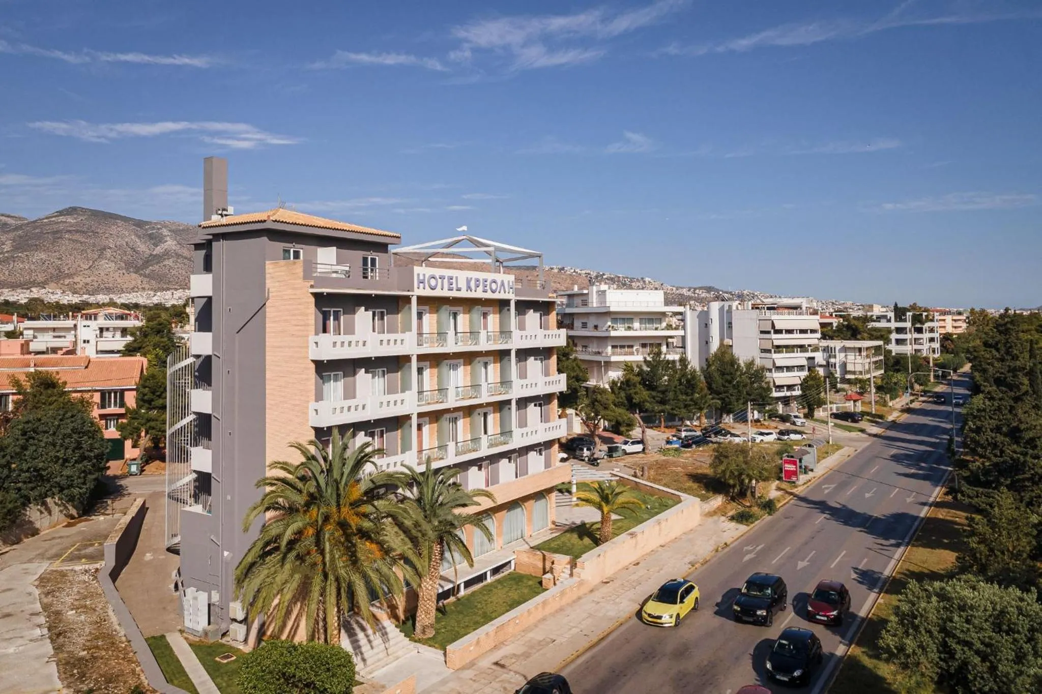 Property building in Kreoli Suites Glyfada