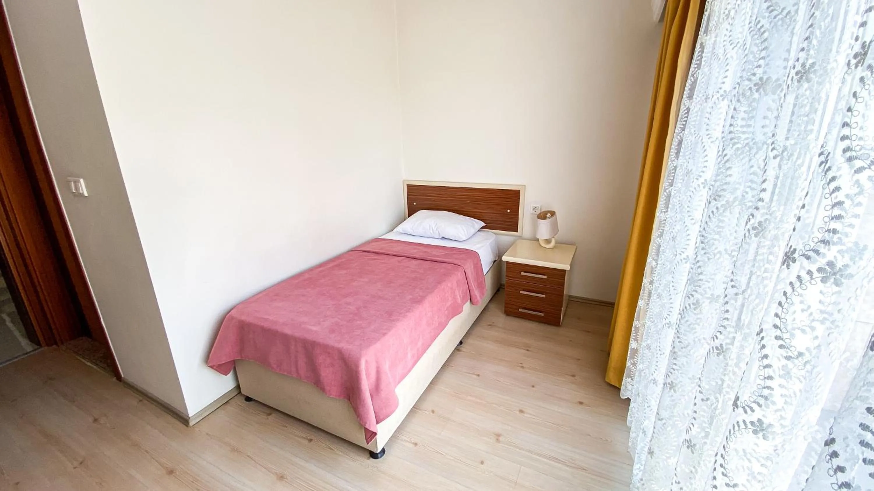 Bed in Sirin Residence