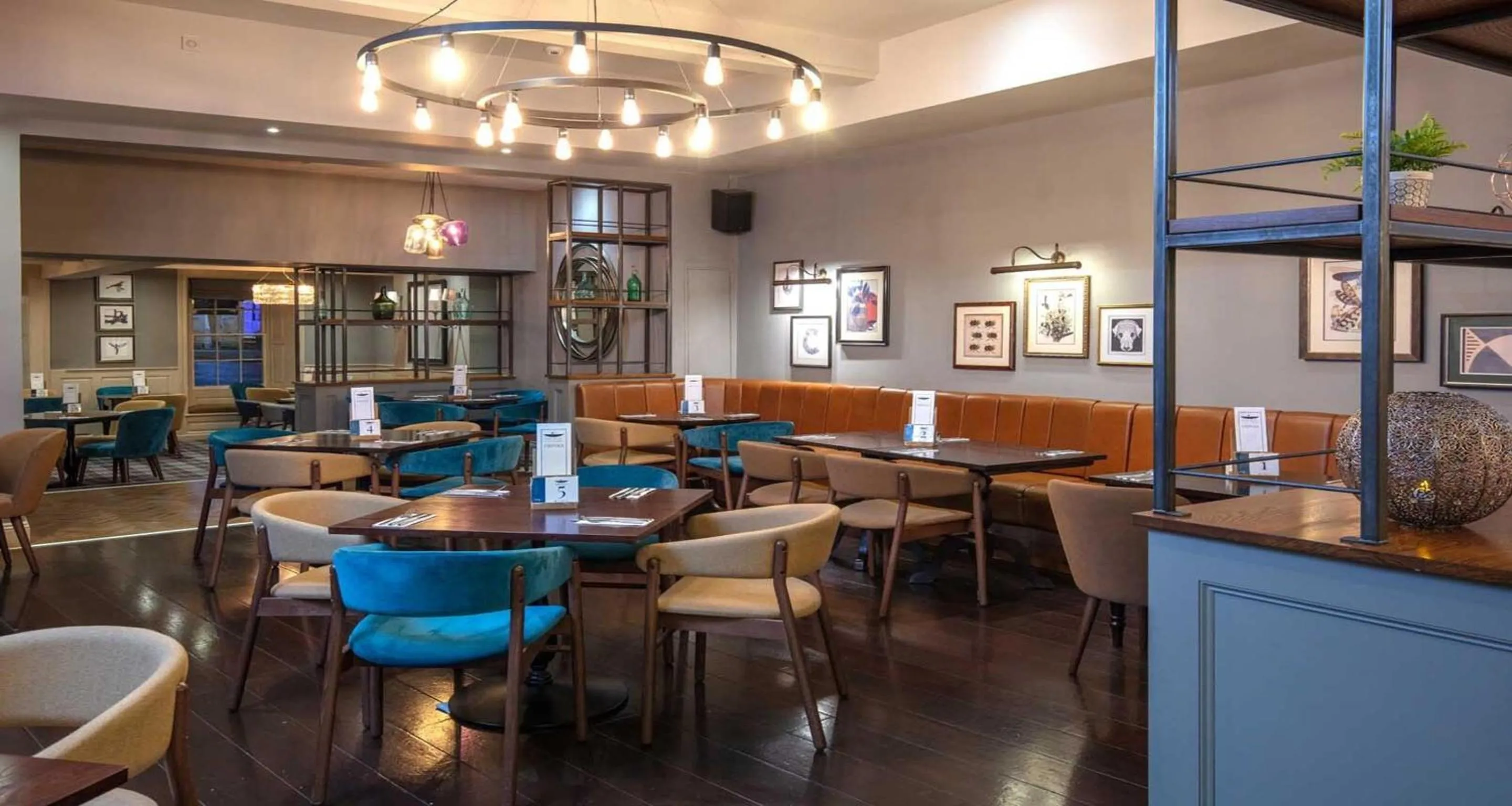 Restaurant/places to eat in Best Western Plus Angel Hotel