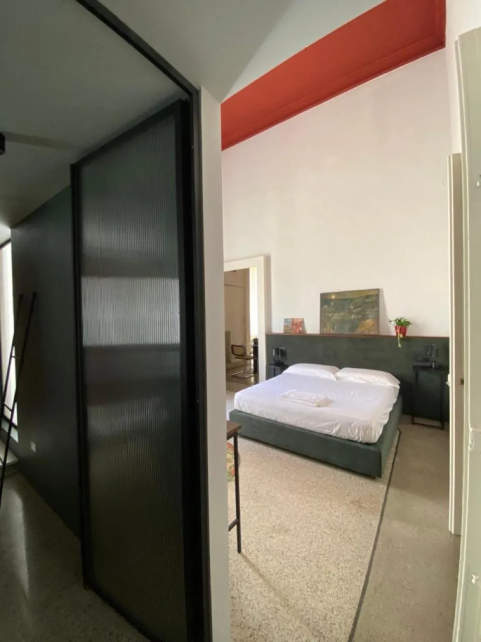 Bed in Roiss Haus Suites