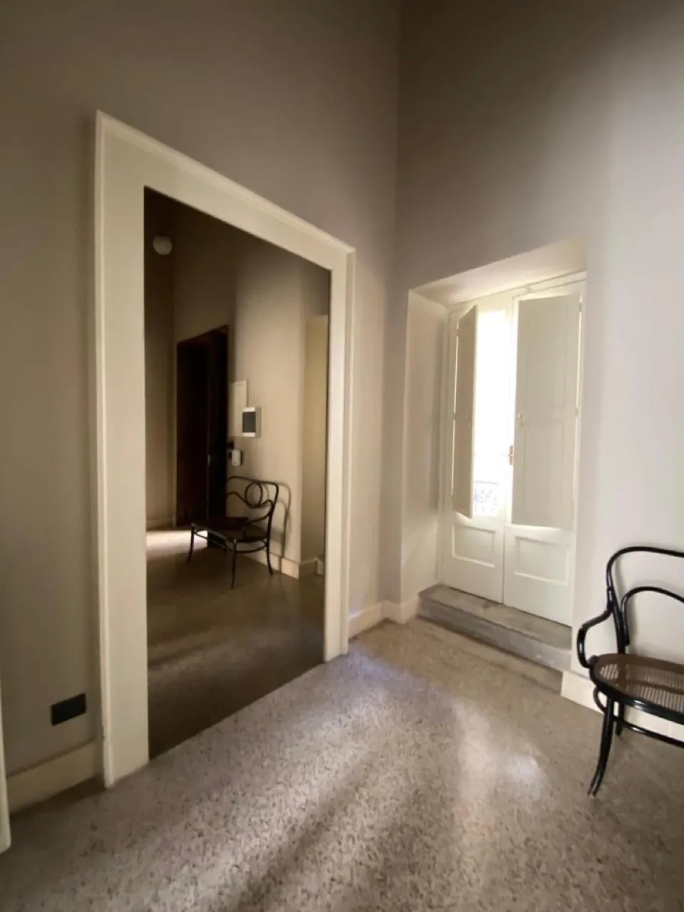 Photo of the whole room, Bed in Roiss Haus Suites