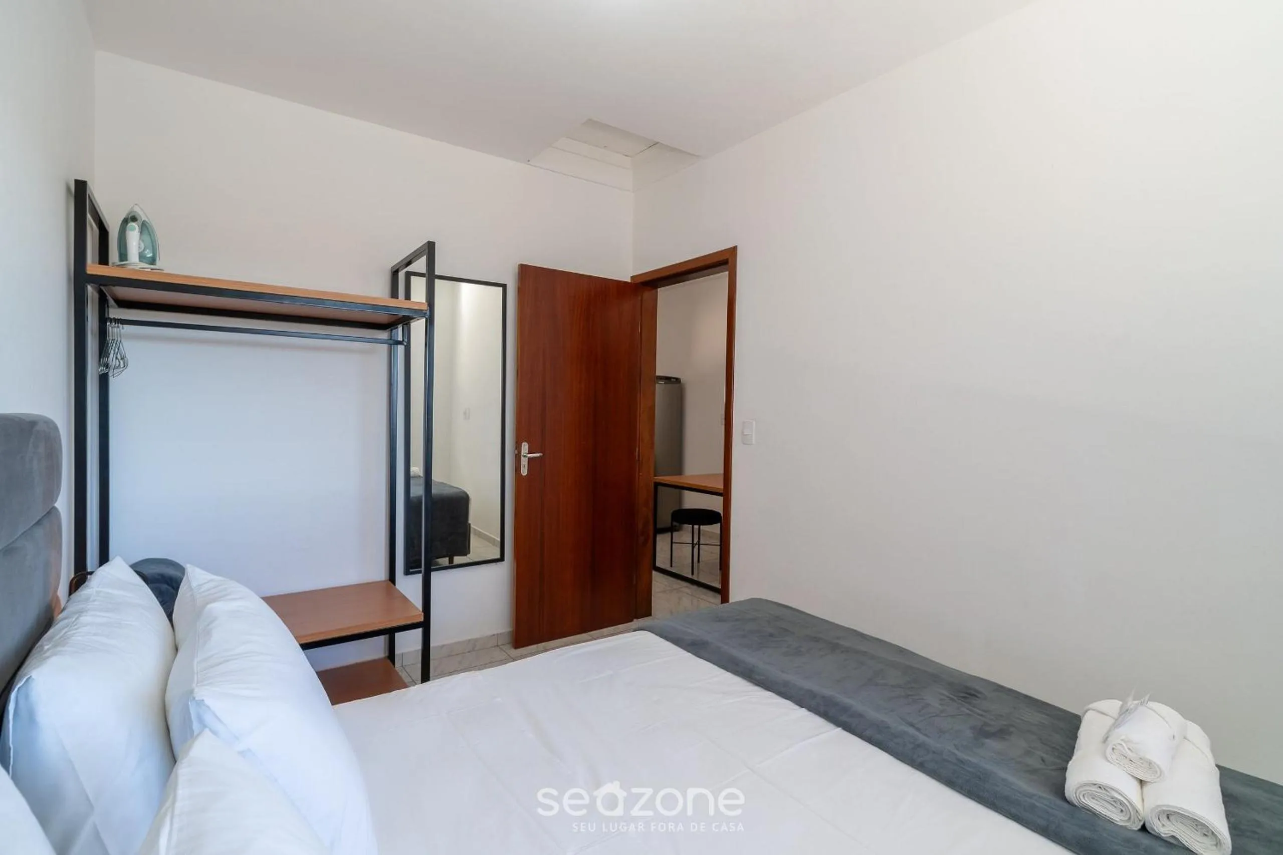 Bedroom, Bed in Apartamentos em Jurerê - JMA