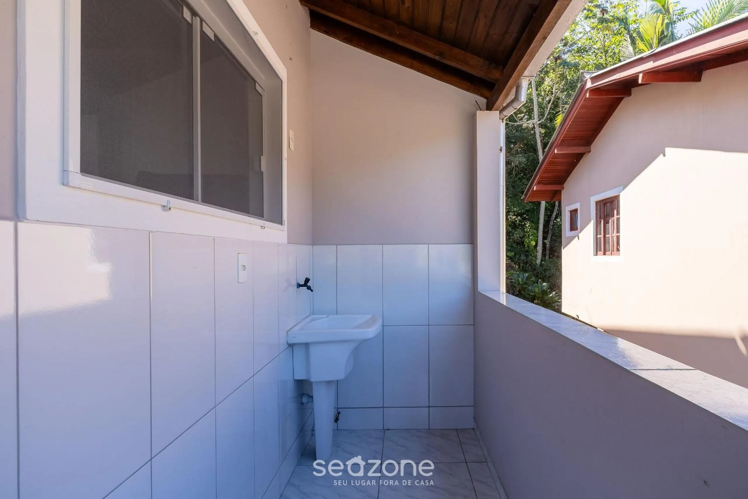 Area and facilities in Apartamentos em Jurerê - JMA