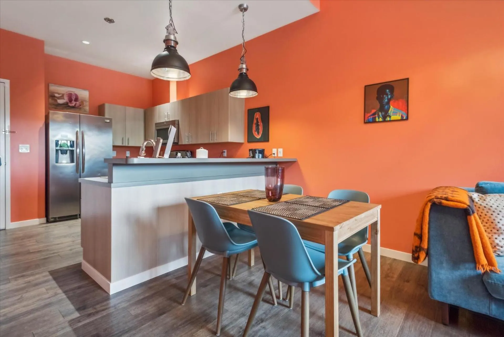 VioletSuitesPDX Boutique Hotel