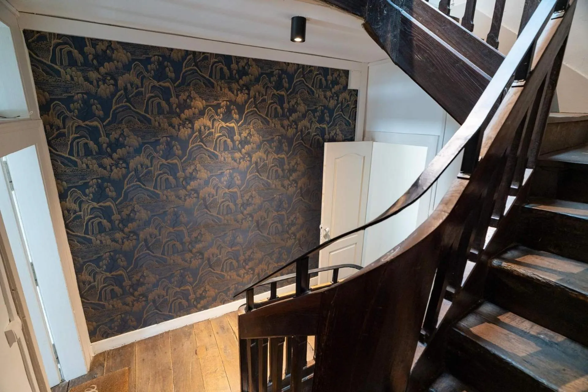 Property building in Les Suites de Bellac