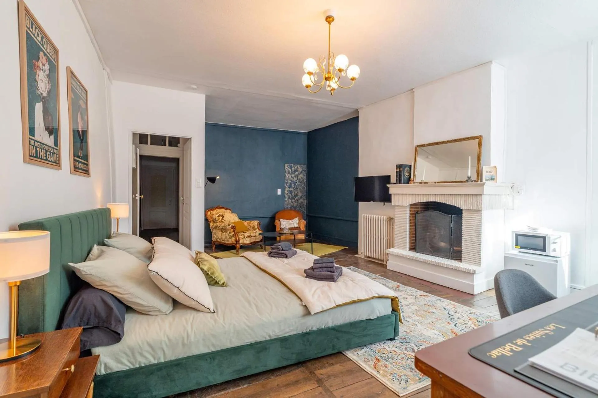 Bedroom, Bed in Les Suites de Bellac