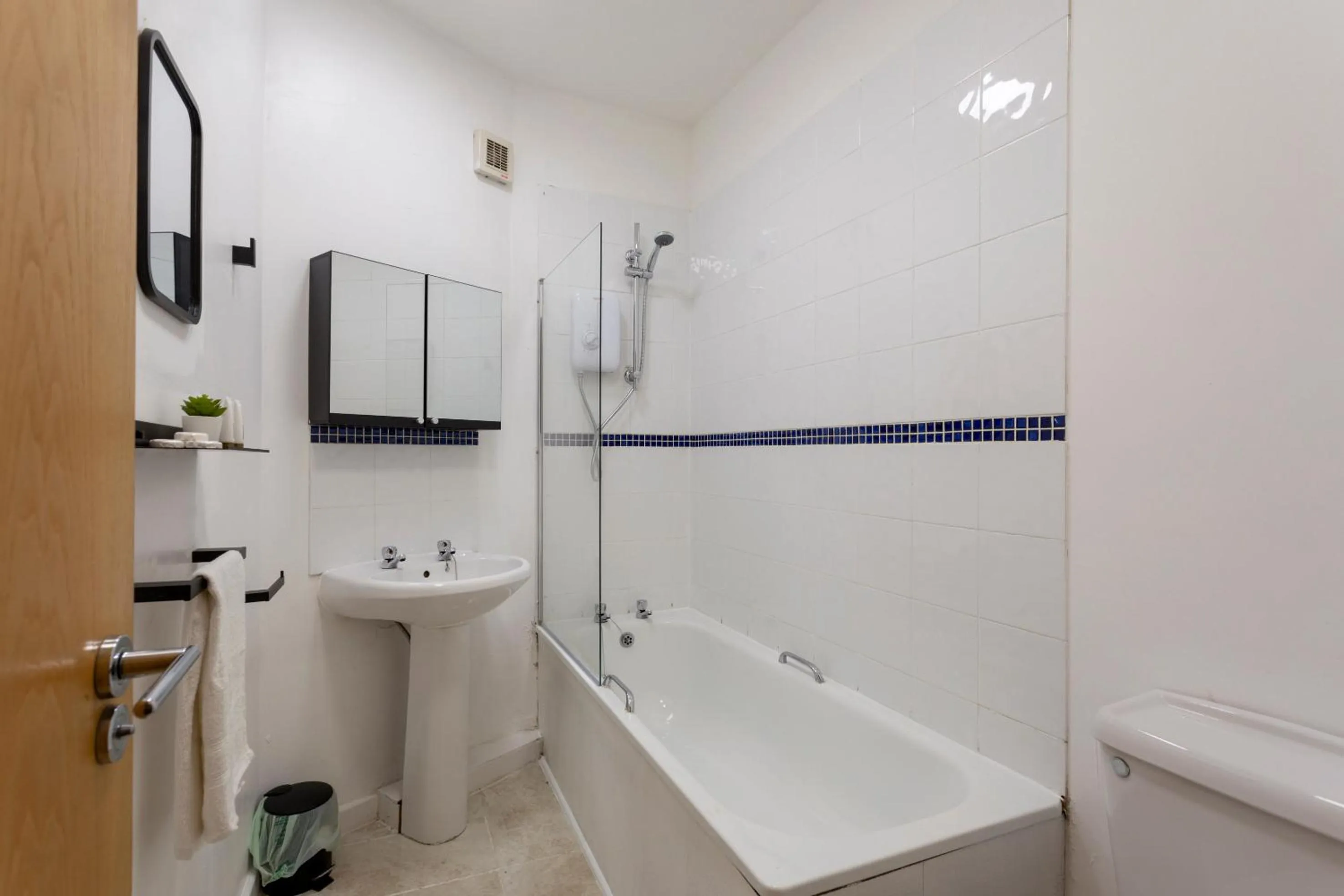 Bathroom in Oxford Row Apartments, Leeds City Centre