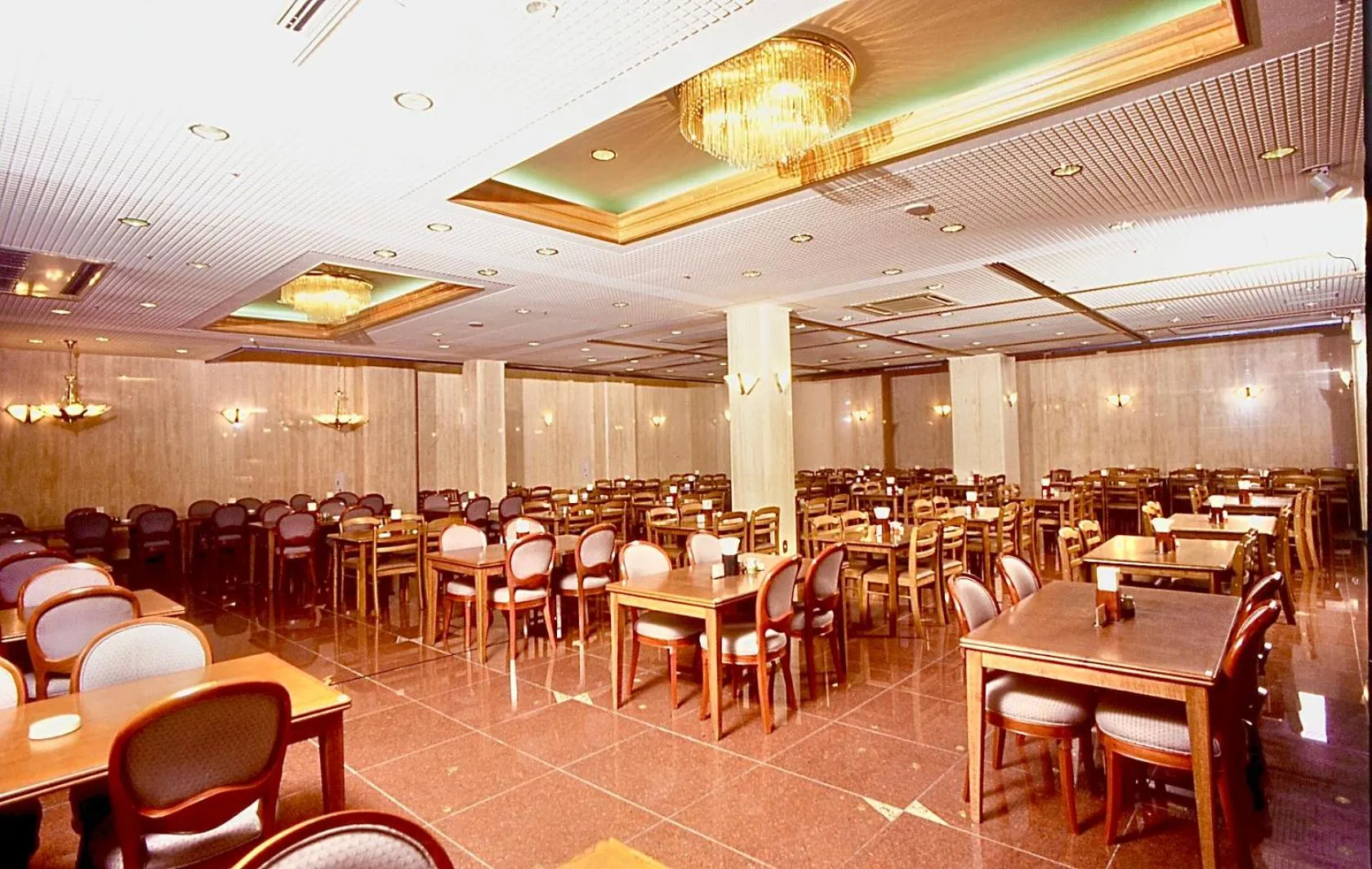 Restaurant/places to eat in Matsue Universal Hotel