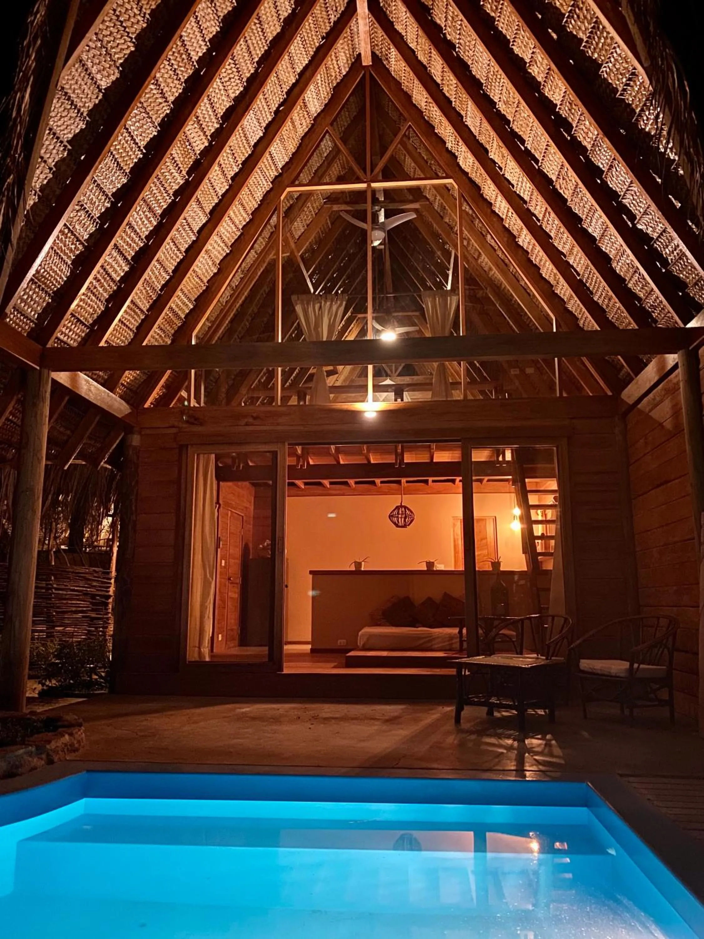 Photo of the whole room in La Playa