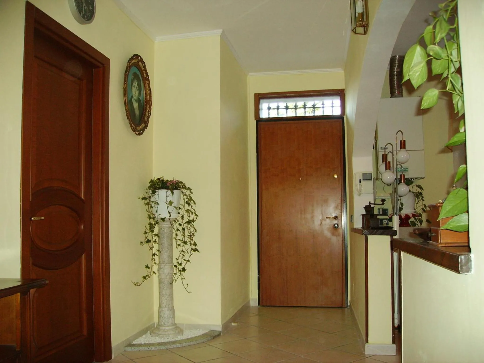 Decorative detail in B&B Madonna della Neve