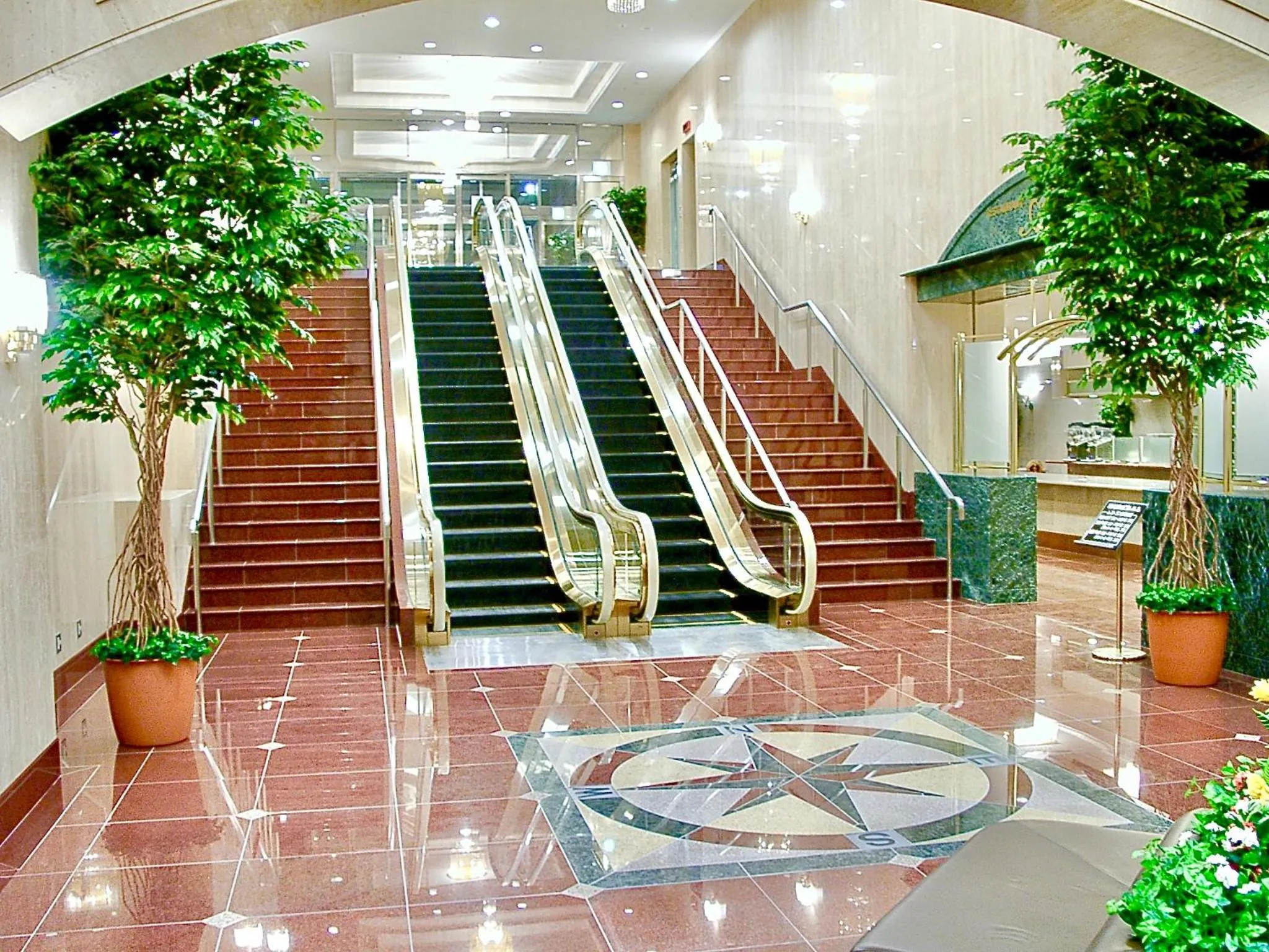 Lobby or reception in Yonago Universal Hotel