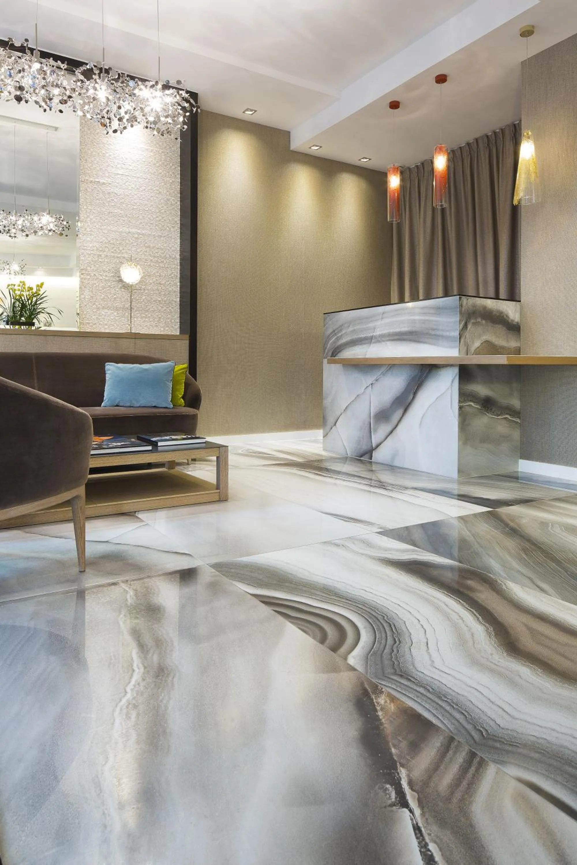 Decorative detail in Hotel de Seze