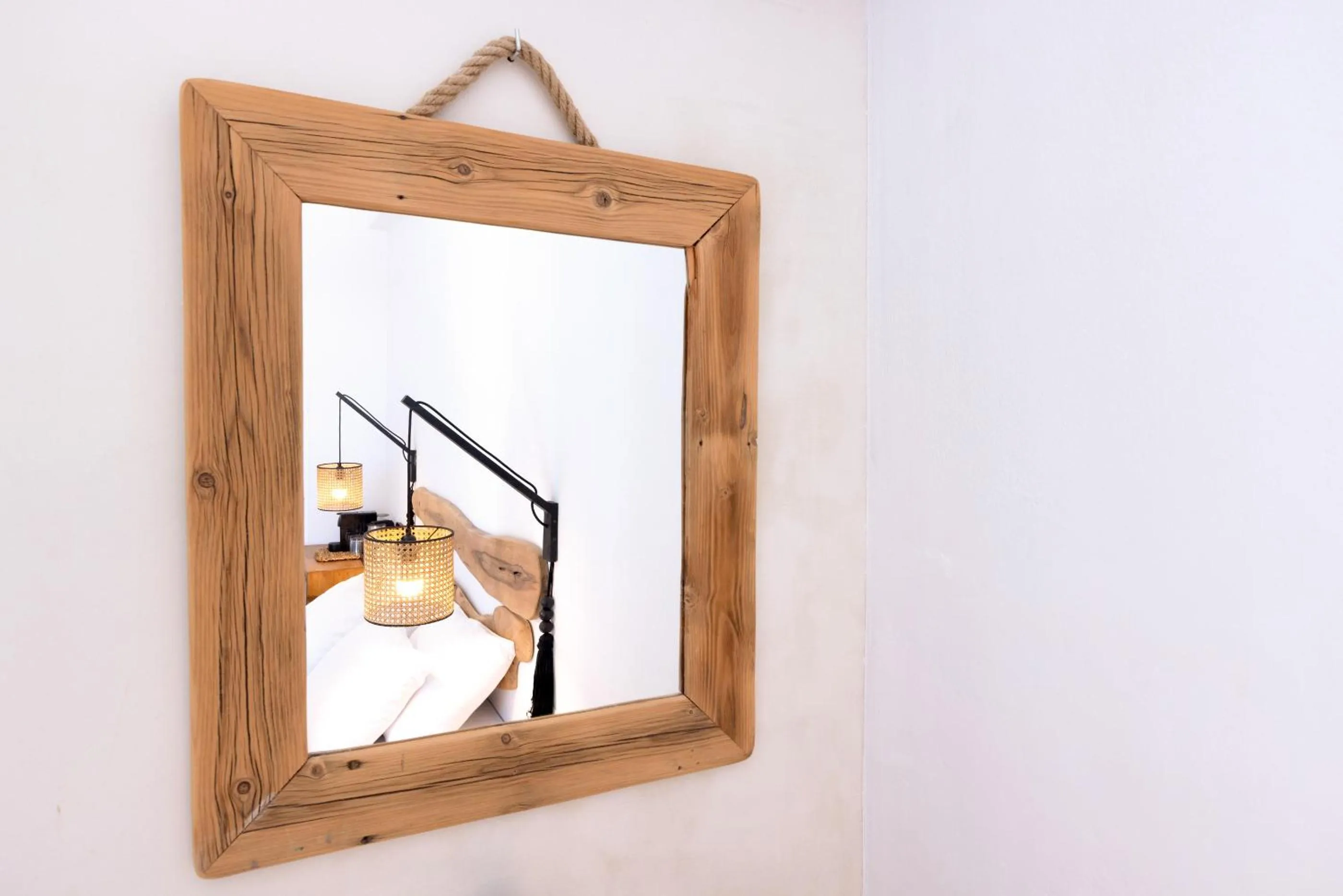 Decorative detail in Acoya Residences