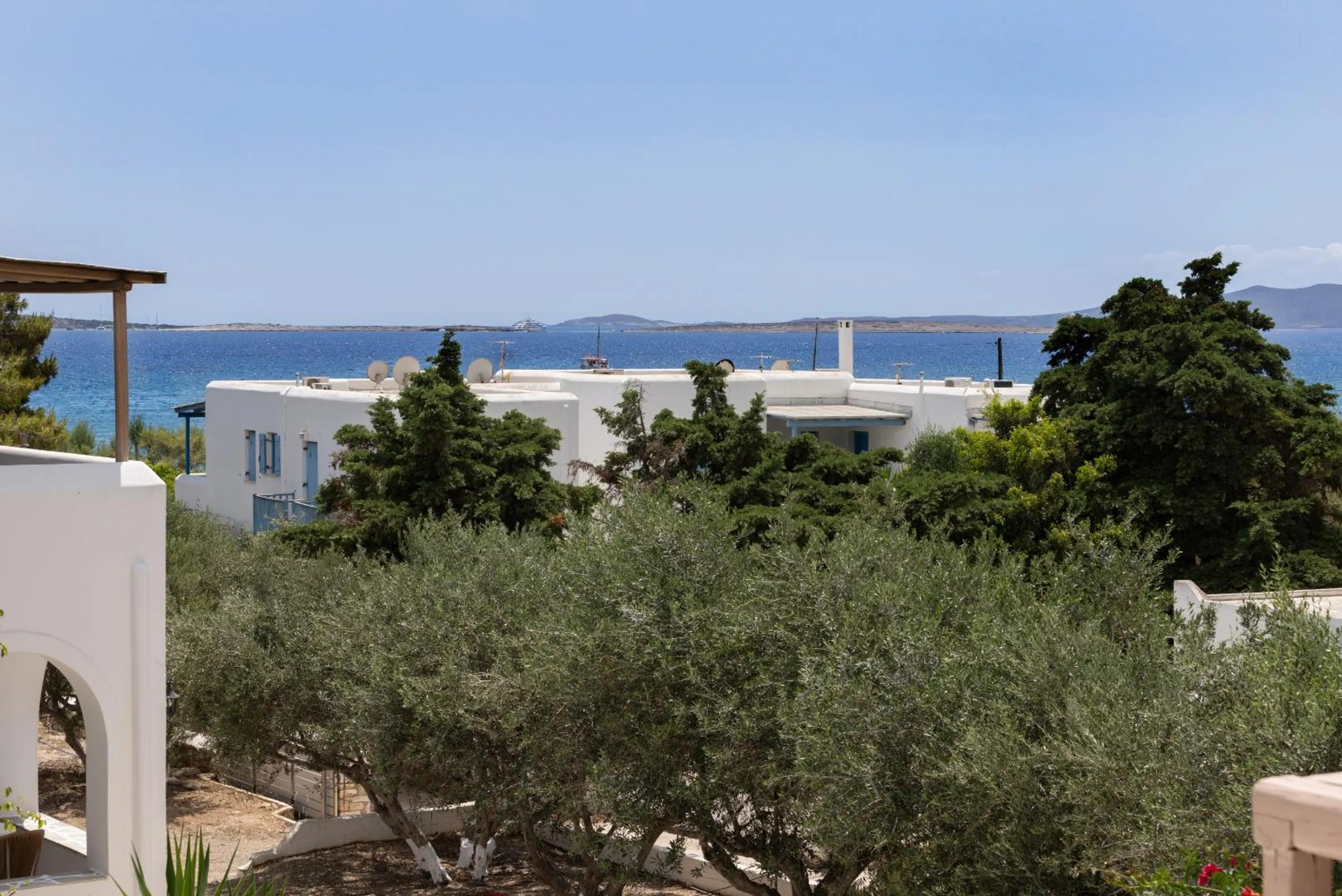 Natural landscape in Acoya Residences