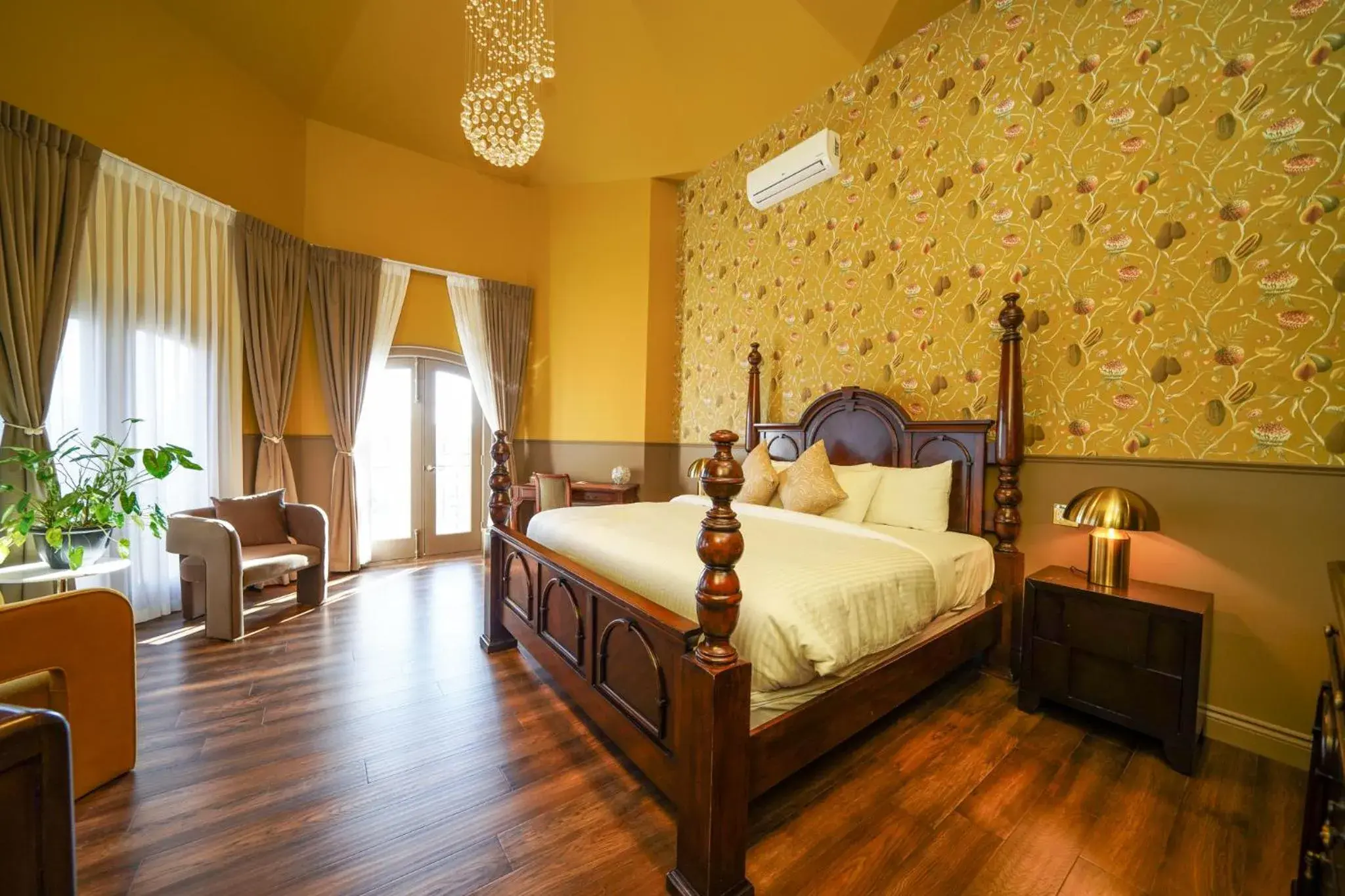 Two-Bedroom Suite in Niagara Grandview Boutique Hotel Two-Bedroom Suite in Niagara Grandview Boutique Hotel