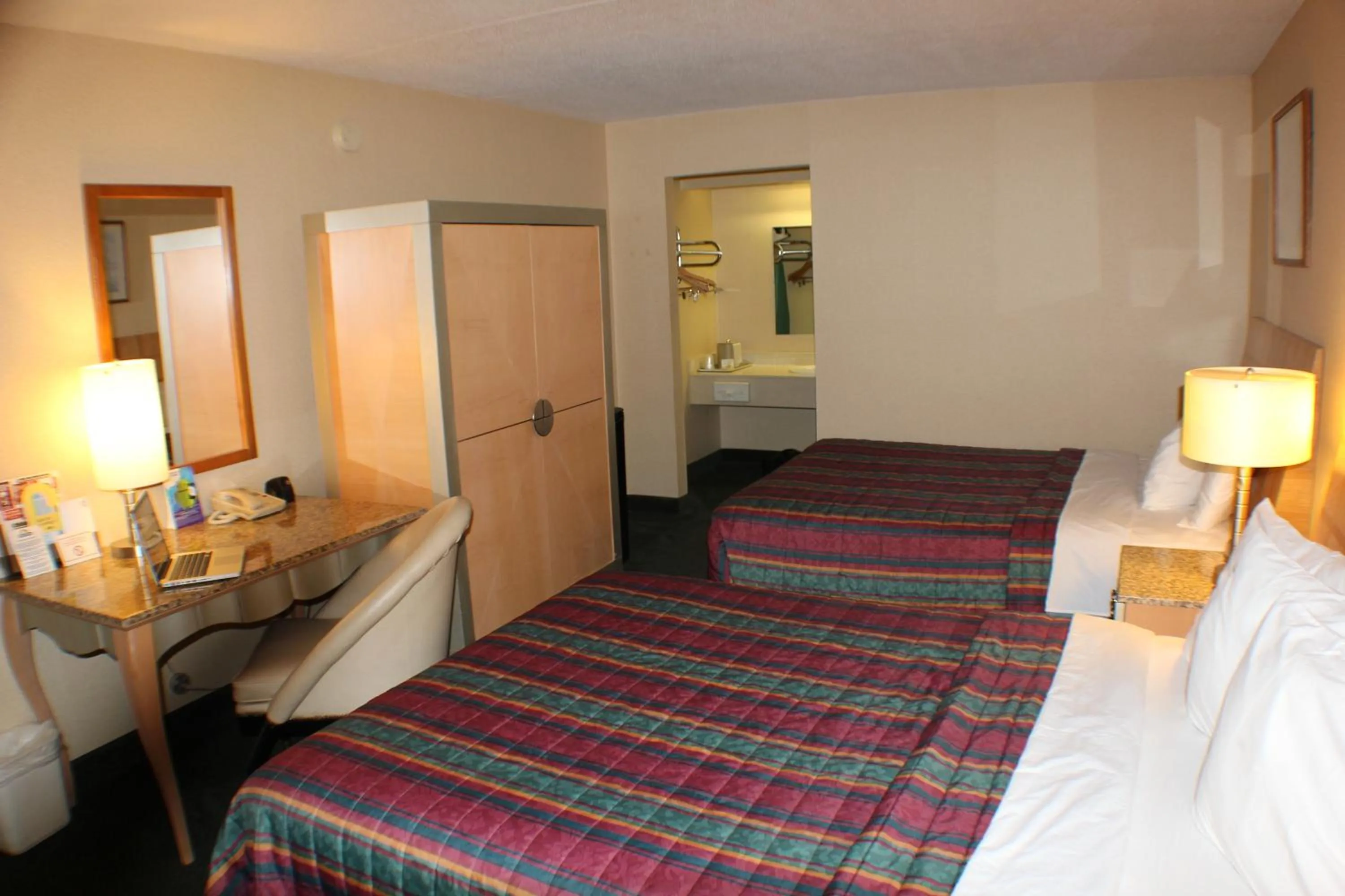 Photo of the whole room, Bed in Days Inn by Wyndham Greeneville