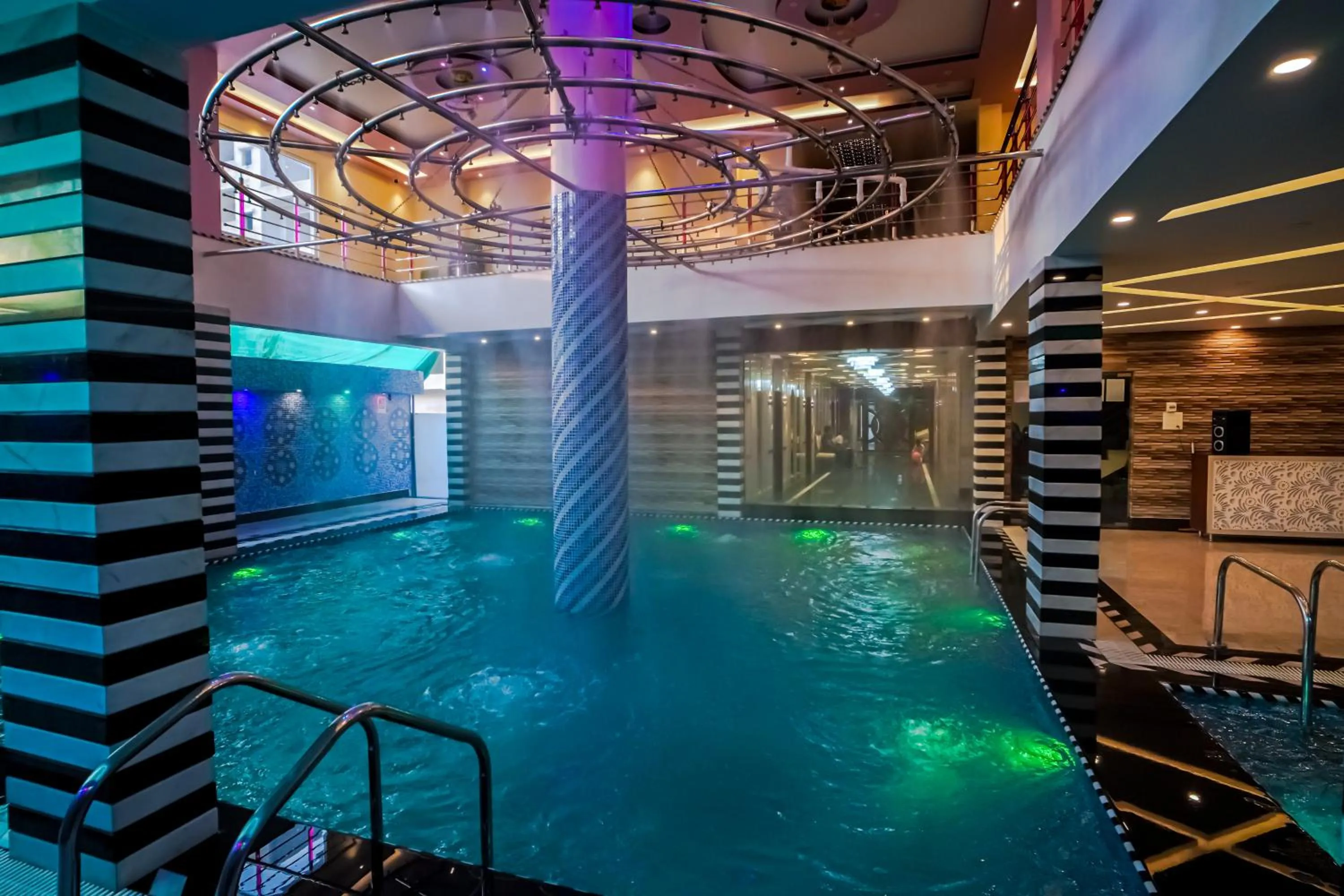 Pool view in HOTEL ALLISHAN !! Couple Friendly Hotel Near Science City !!