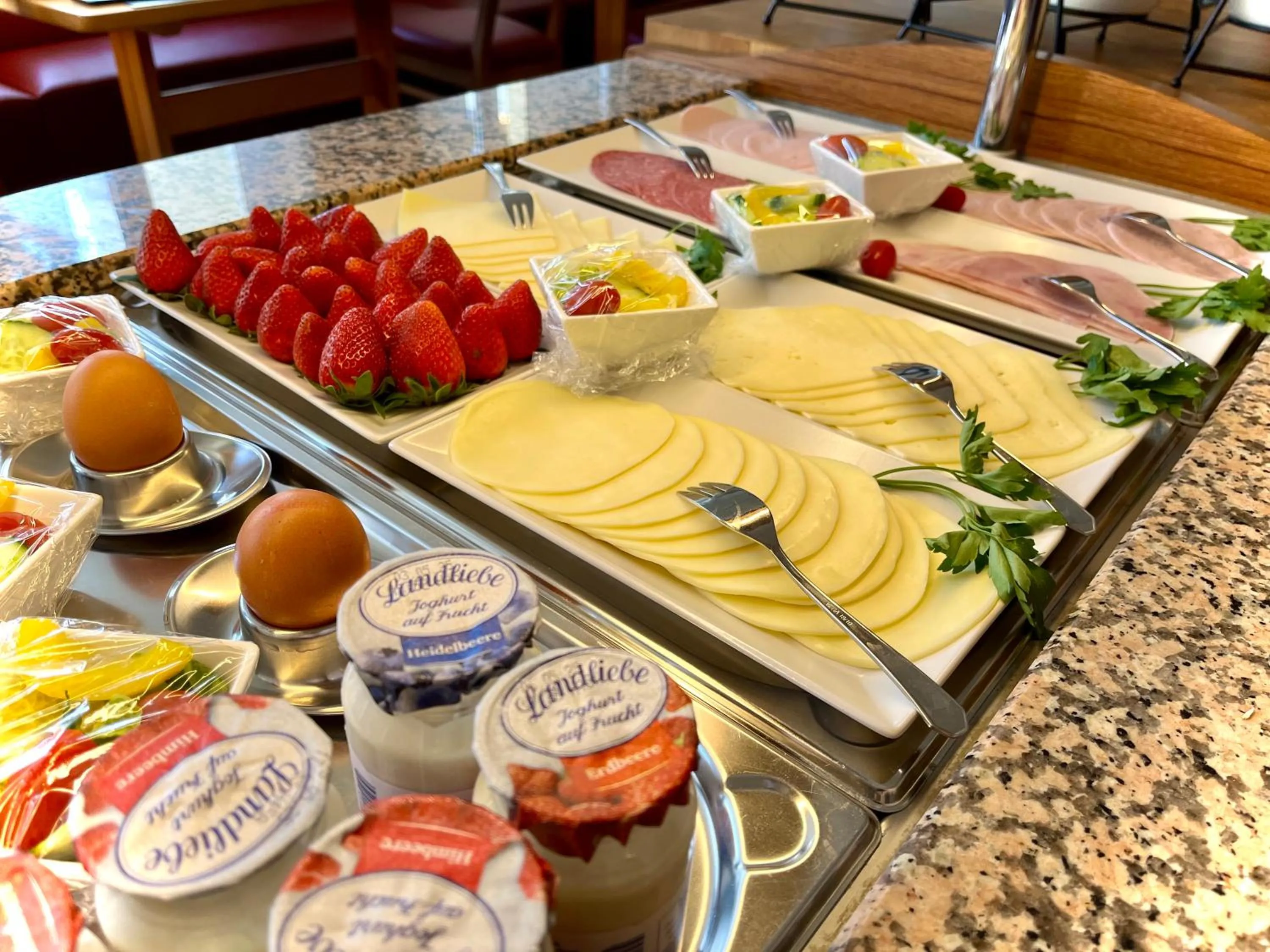 Food and drinks in Hotel zu den Linden