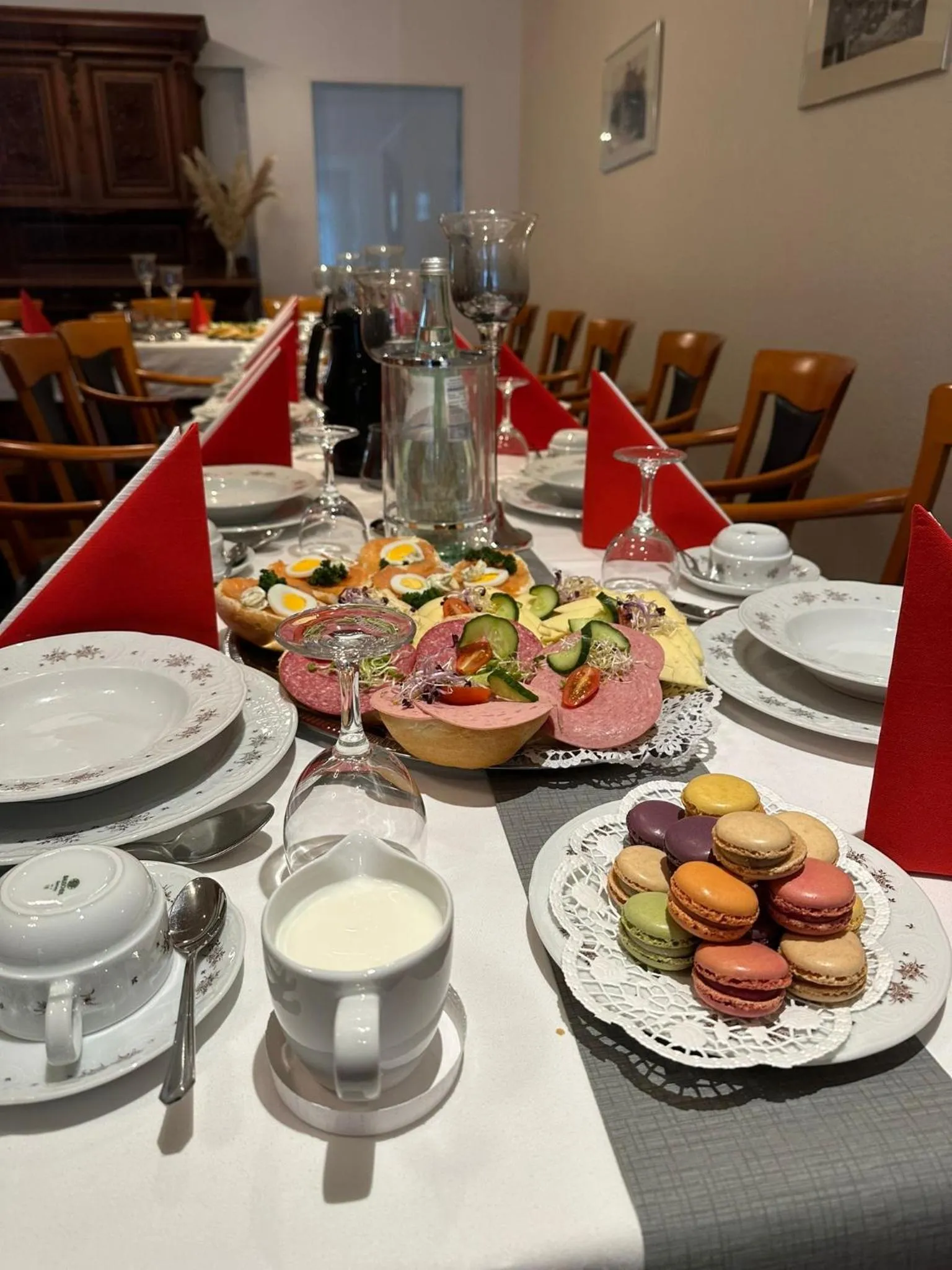 Food and drinks in Hotel zu den Linden