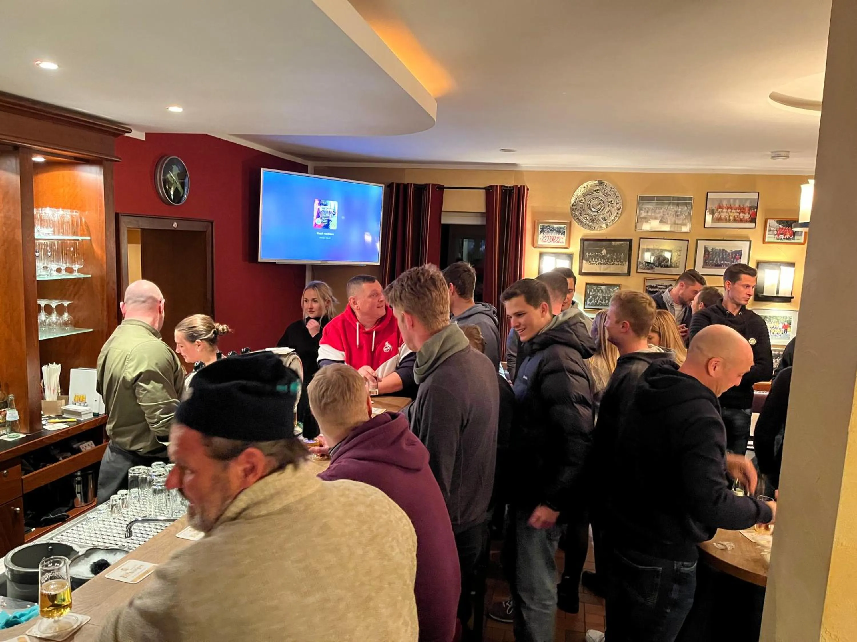 Restaurant/places to eat in Hotel zu den Linden