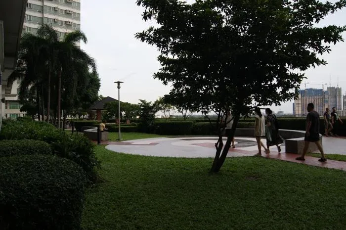 Studio with Pool View - single occupancy in The Beacon Makati by mvmtransient