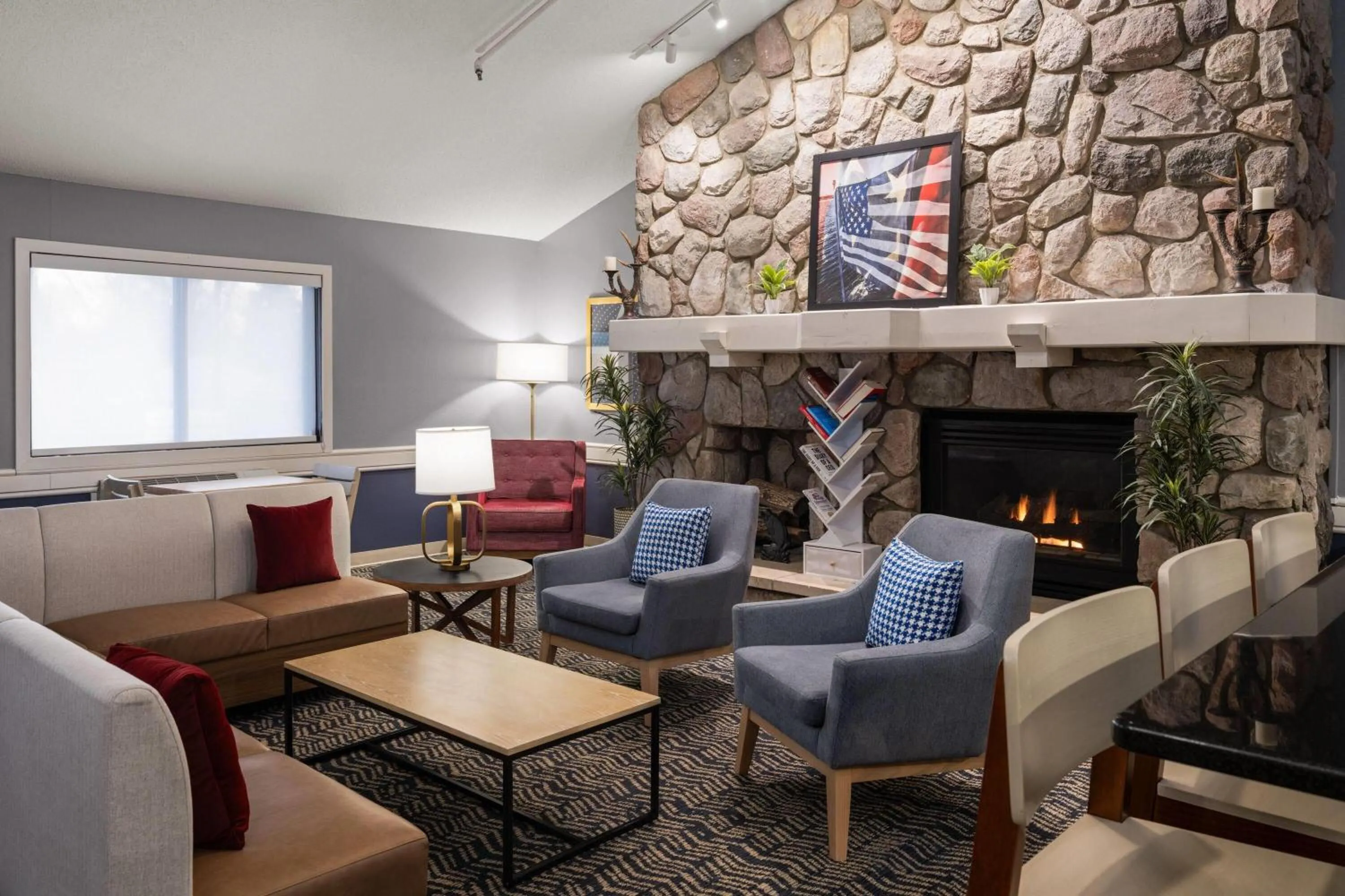 Lobby or reception in AmericInn by Wyndham Grand Forks