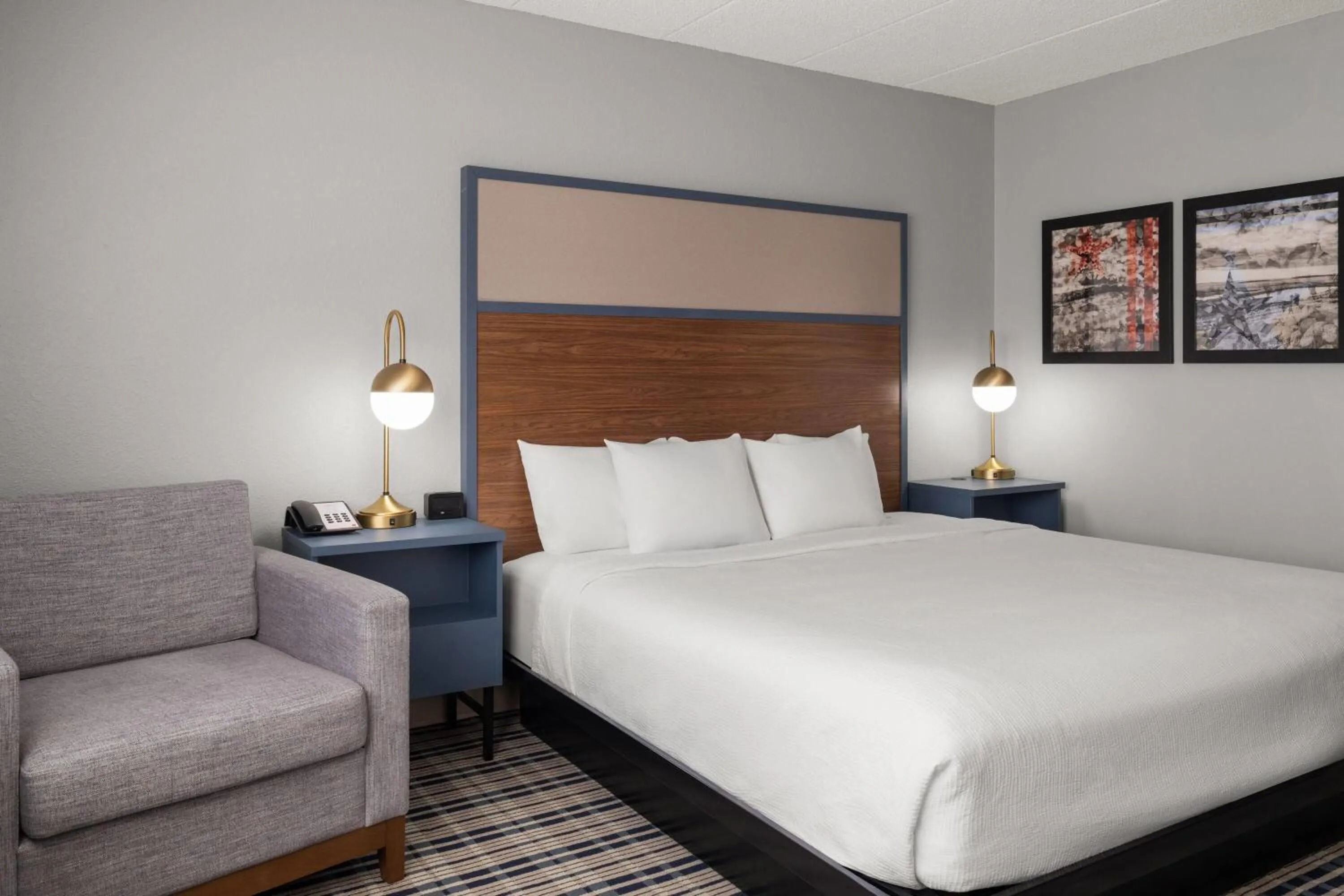 Photo of the whole room, Bed in AmericInn by Wyndham Grand Forks