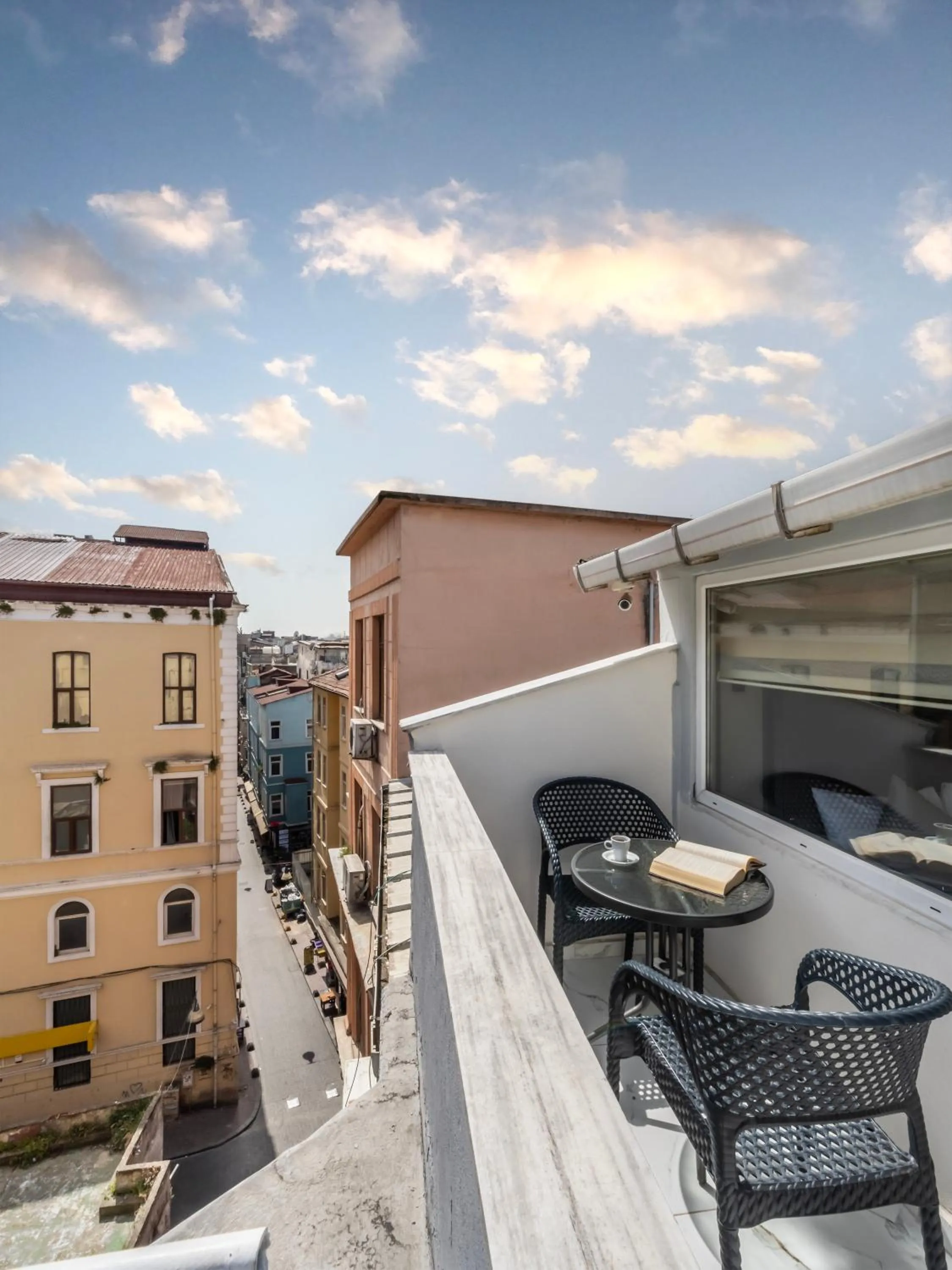 Bed in Taksim Trust Hotel