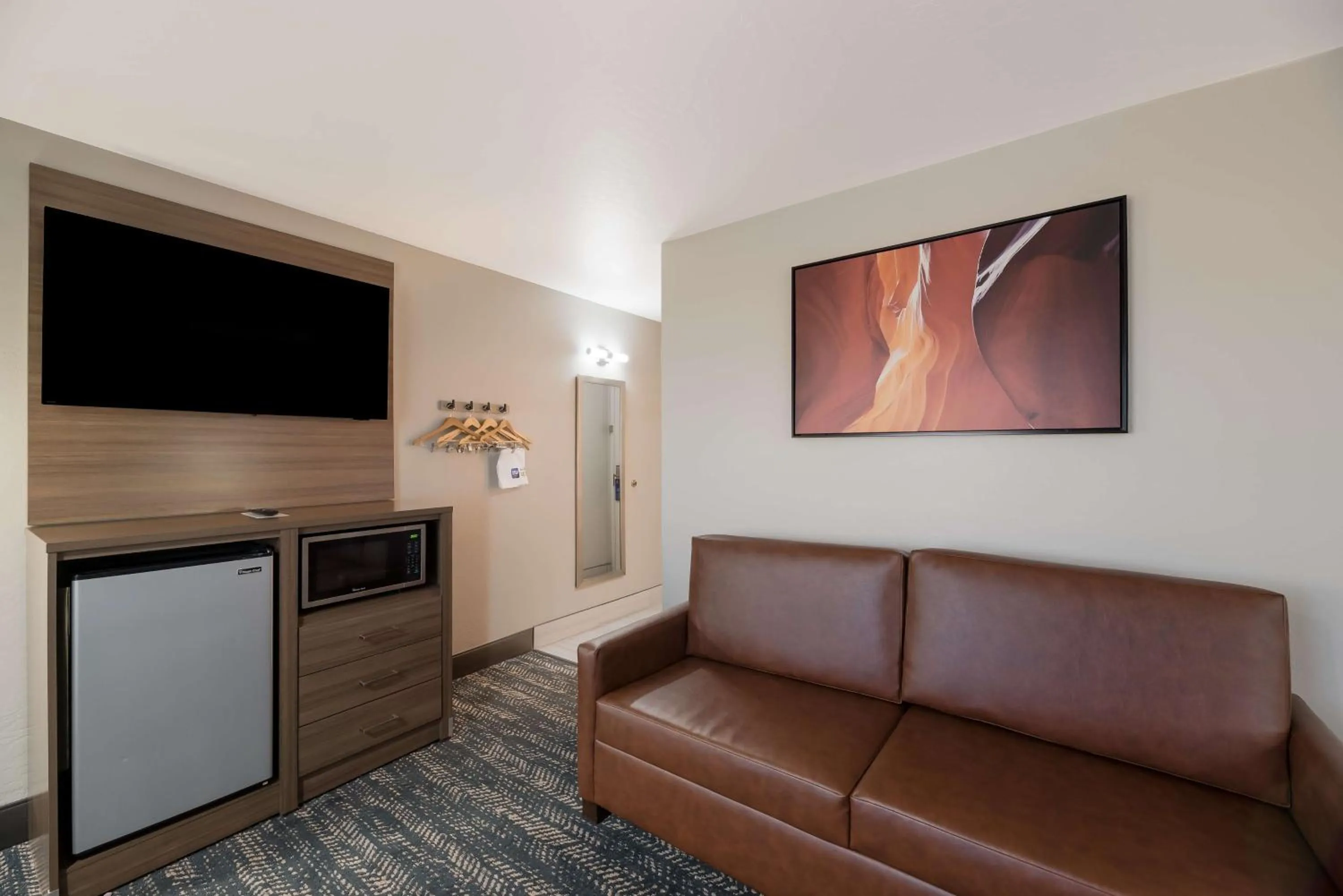 Bedroom in Best Western Bellemont Shadow Mountain Inn