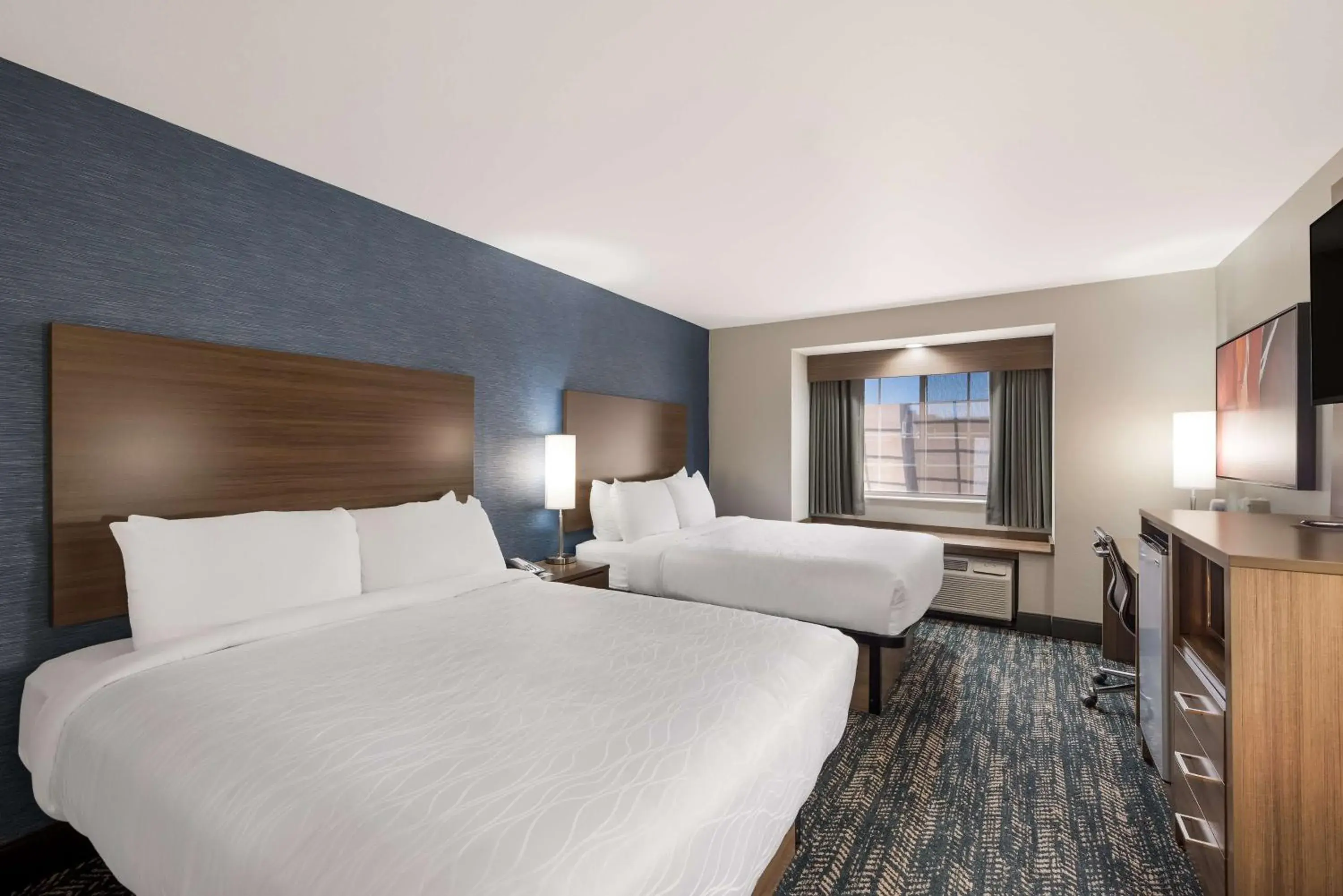 Queen Room with Two Queen Beds and Walk-In Shower - Disability Access/Non-Smoking in Best Western Bellemont Shadow Mountain Inn Queen Room with Two Queen Beds and Walk-In Shower - Disability Access/Non-Smoking in Best Western Bellemont Shadow Mountain Inn