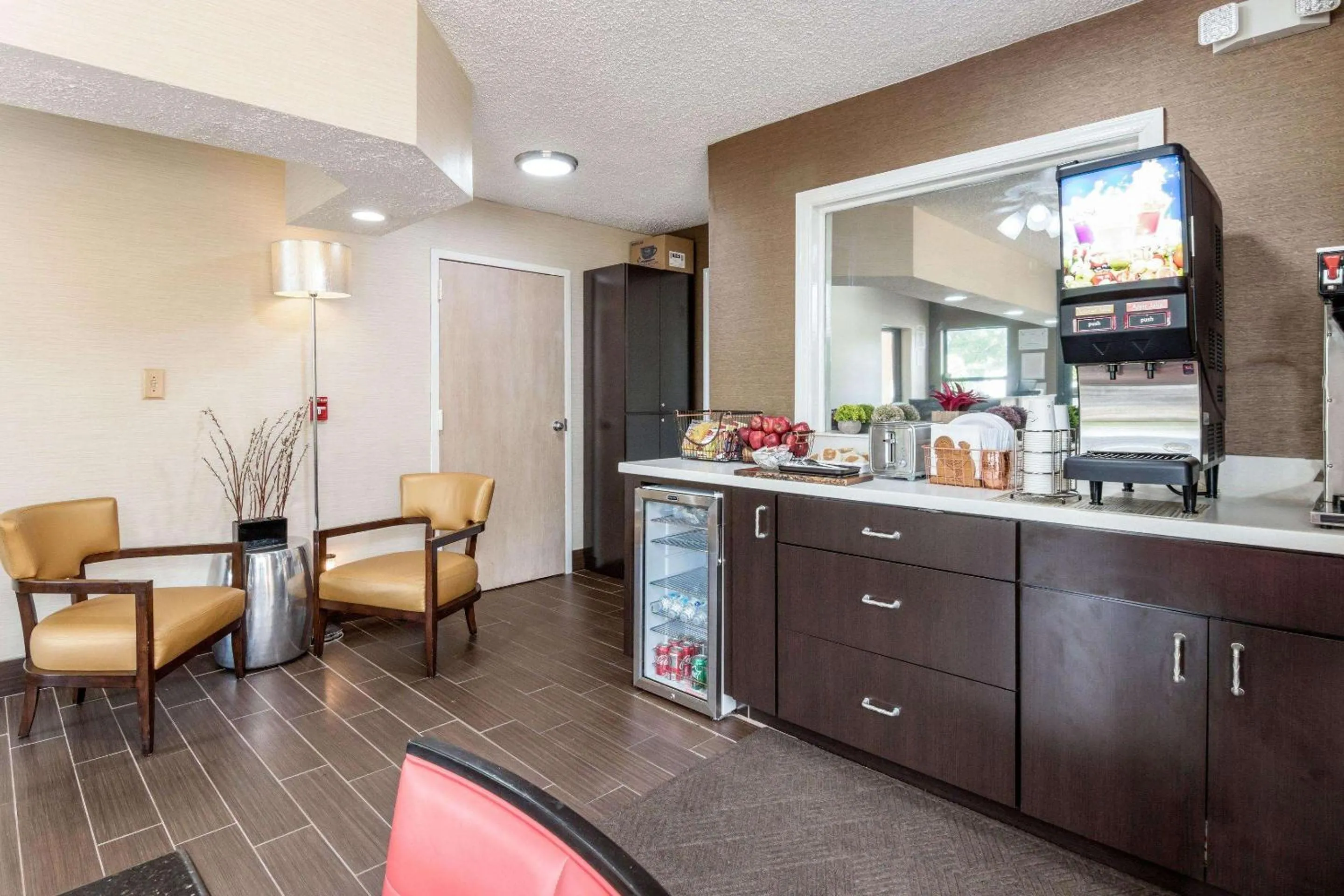 Restaurant/places to eat in Econo Lodge Gainesville Downtown Area