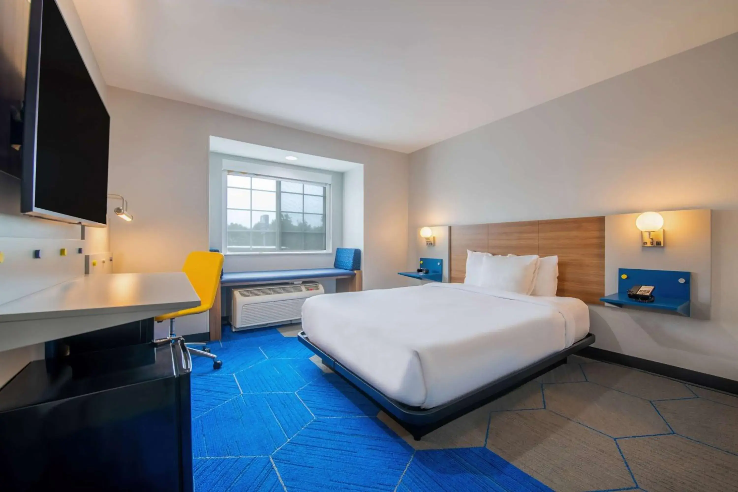 Queen Room - Disability Access/Non-Smoking in Microtel Inn and Suites by Wyndham Anderson SC Queen Room - Disability Access/Non-Smoking in Microtel Inn and Suites by Wyndham Anderson SC