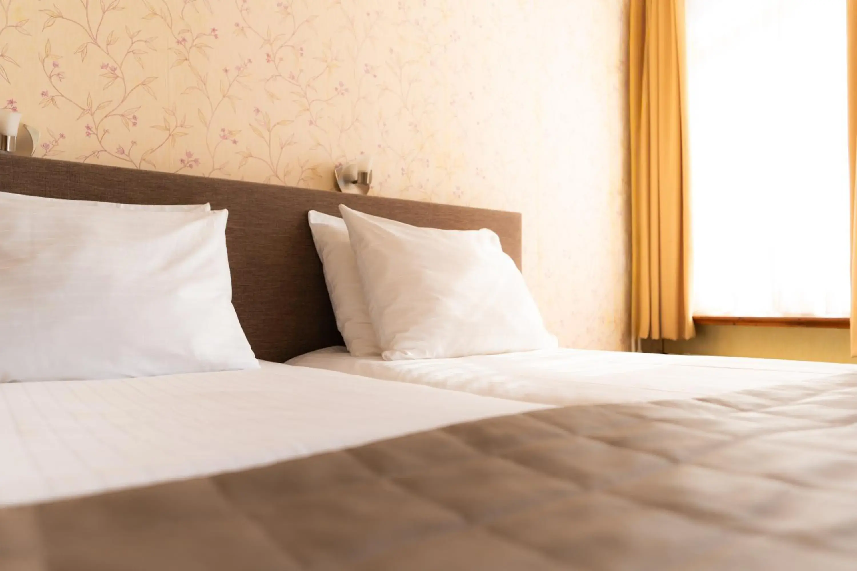 Budget kamer met badkamer extern - single occupancy in Hotel Restaurant 't Heerenlogement Budget kamer met badkamer extern - single occupancy in Hotel Restaurant 't Heerenlogement