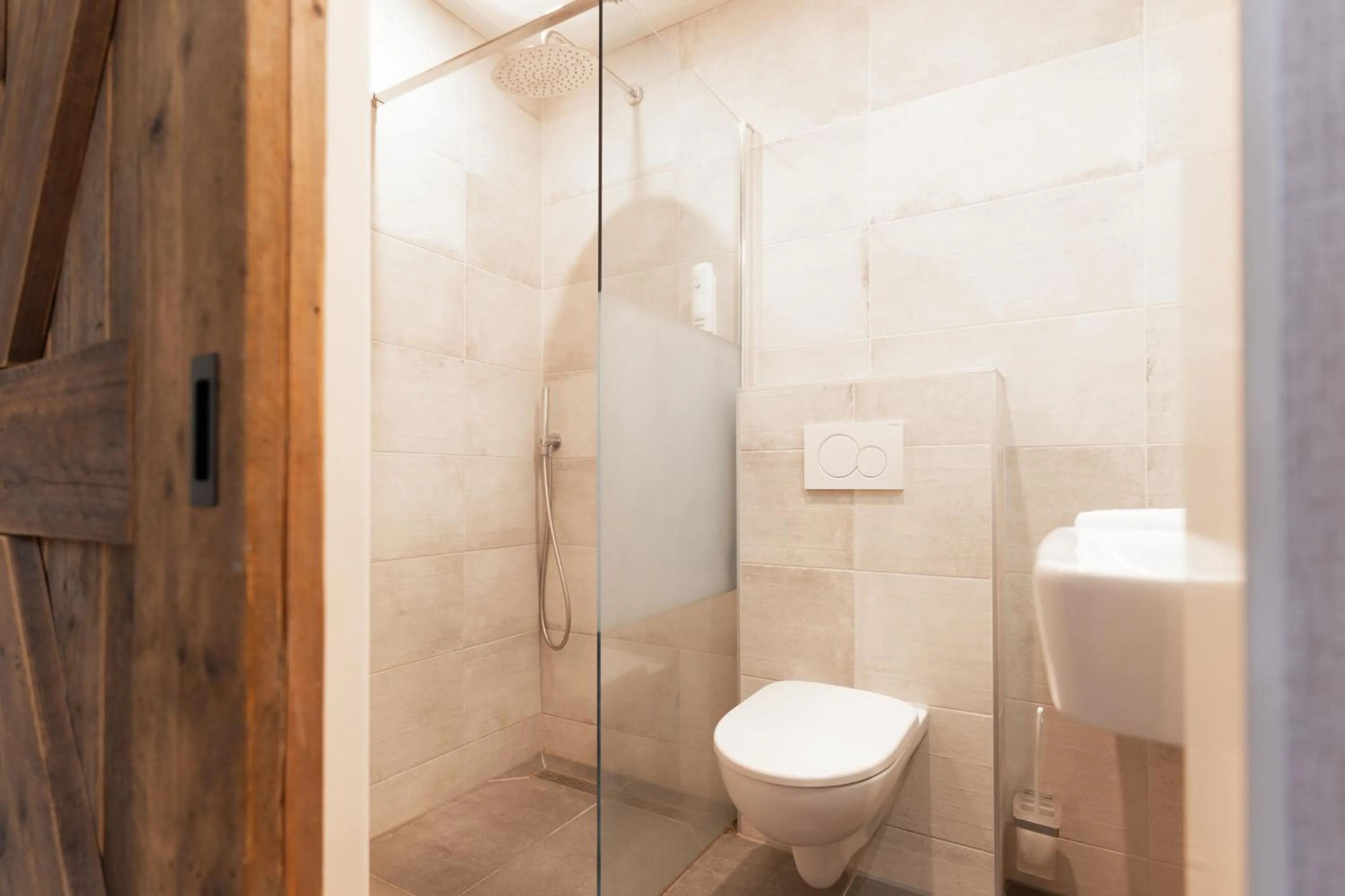 Shower in Hotel Restaurant 't Heerenlogement