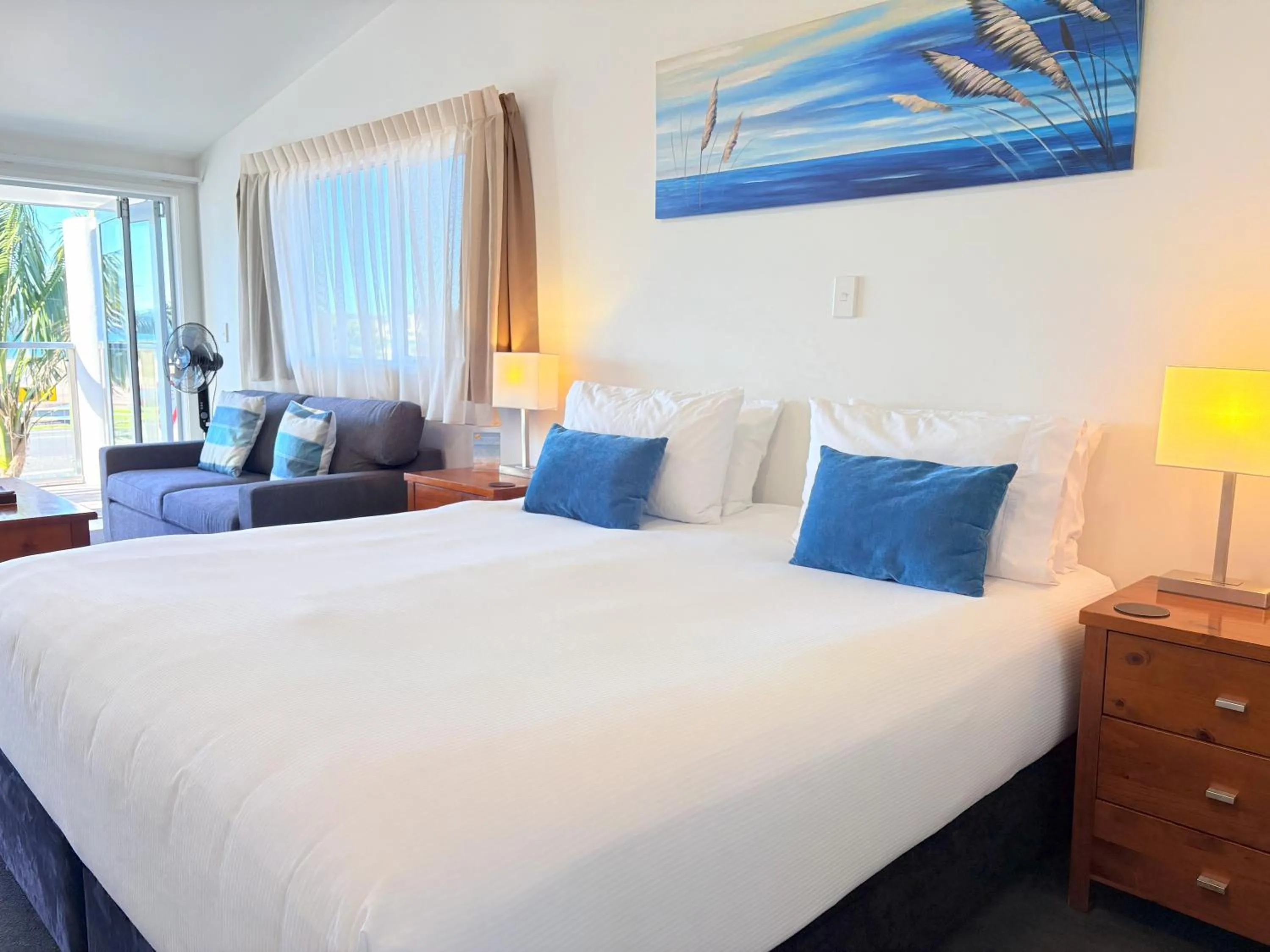 Bed in Baileys At The Beach