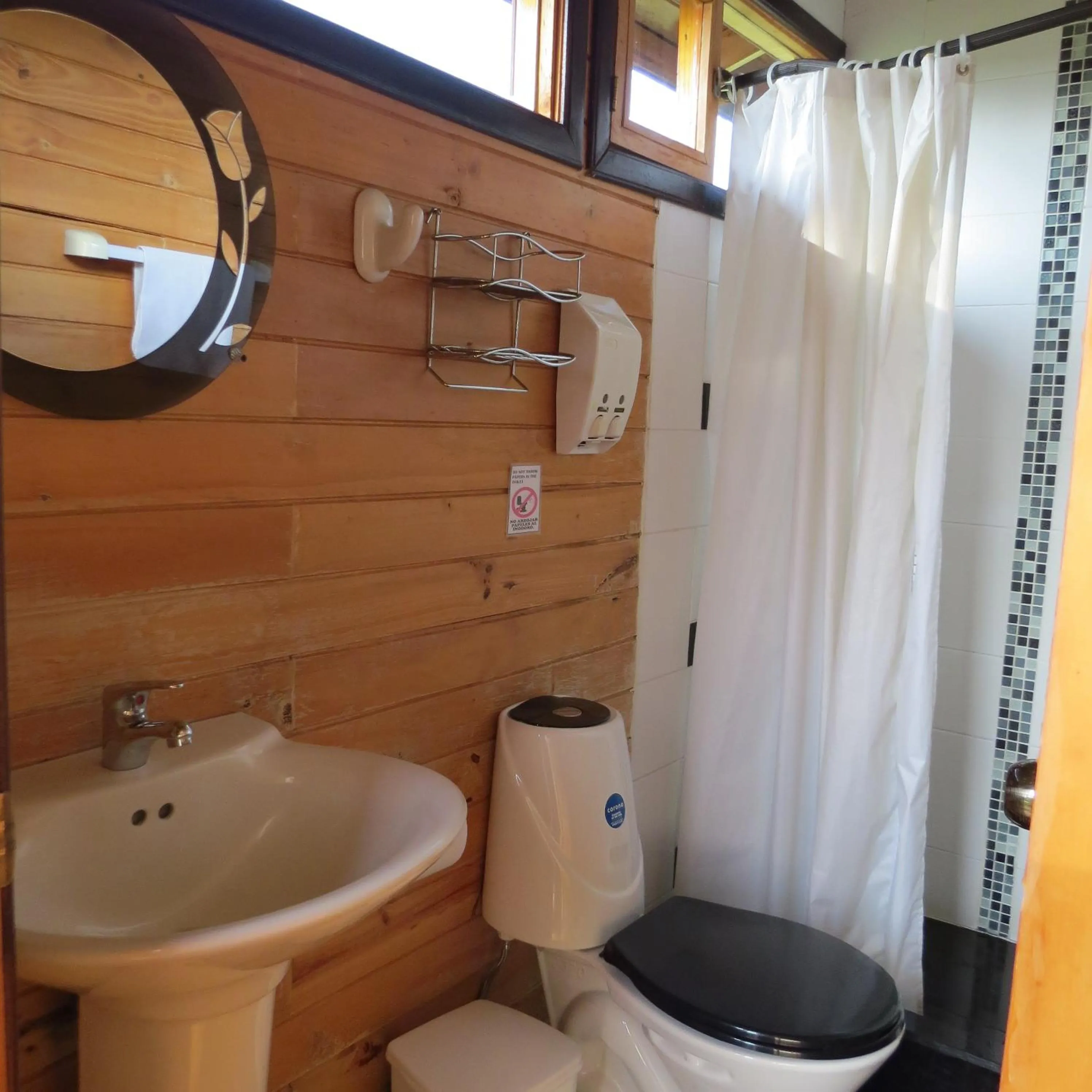 Hosteria Airport Garden