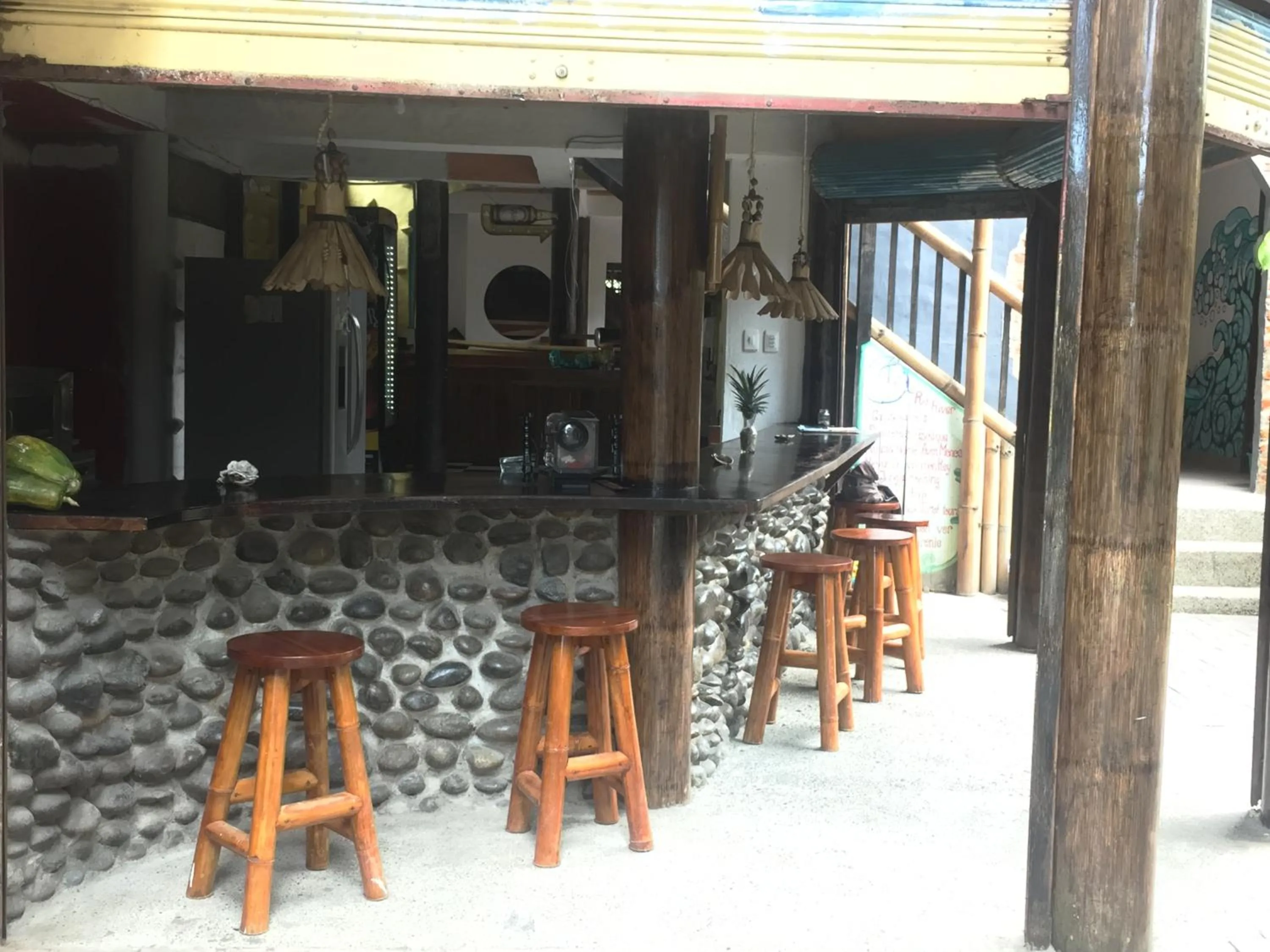 Restaurant/places to eat in La Facha Hostal Restaurant Surf