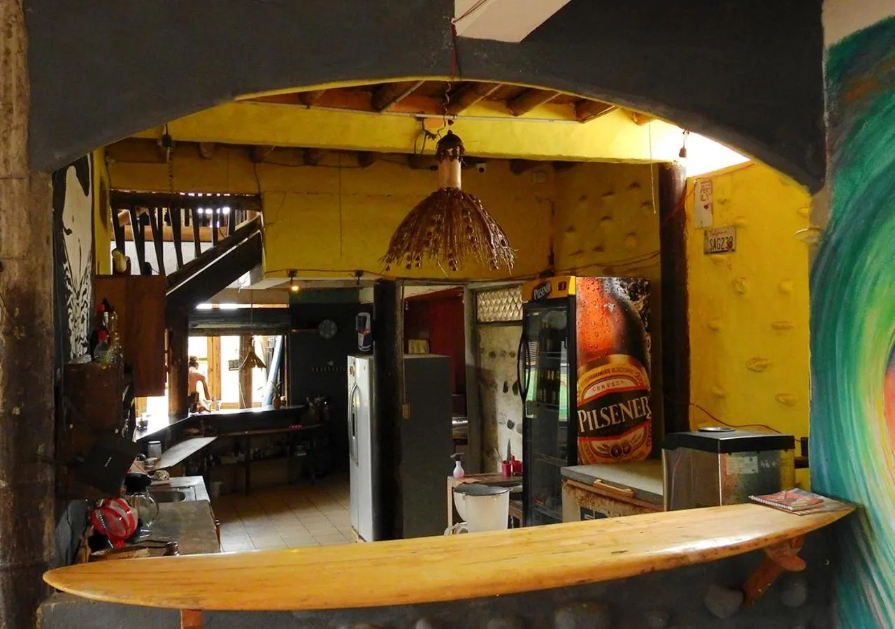 Restaurant/places to eat in La Facha Hostal Restaurant Surf