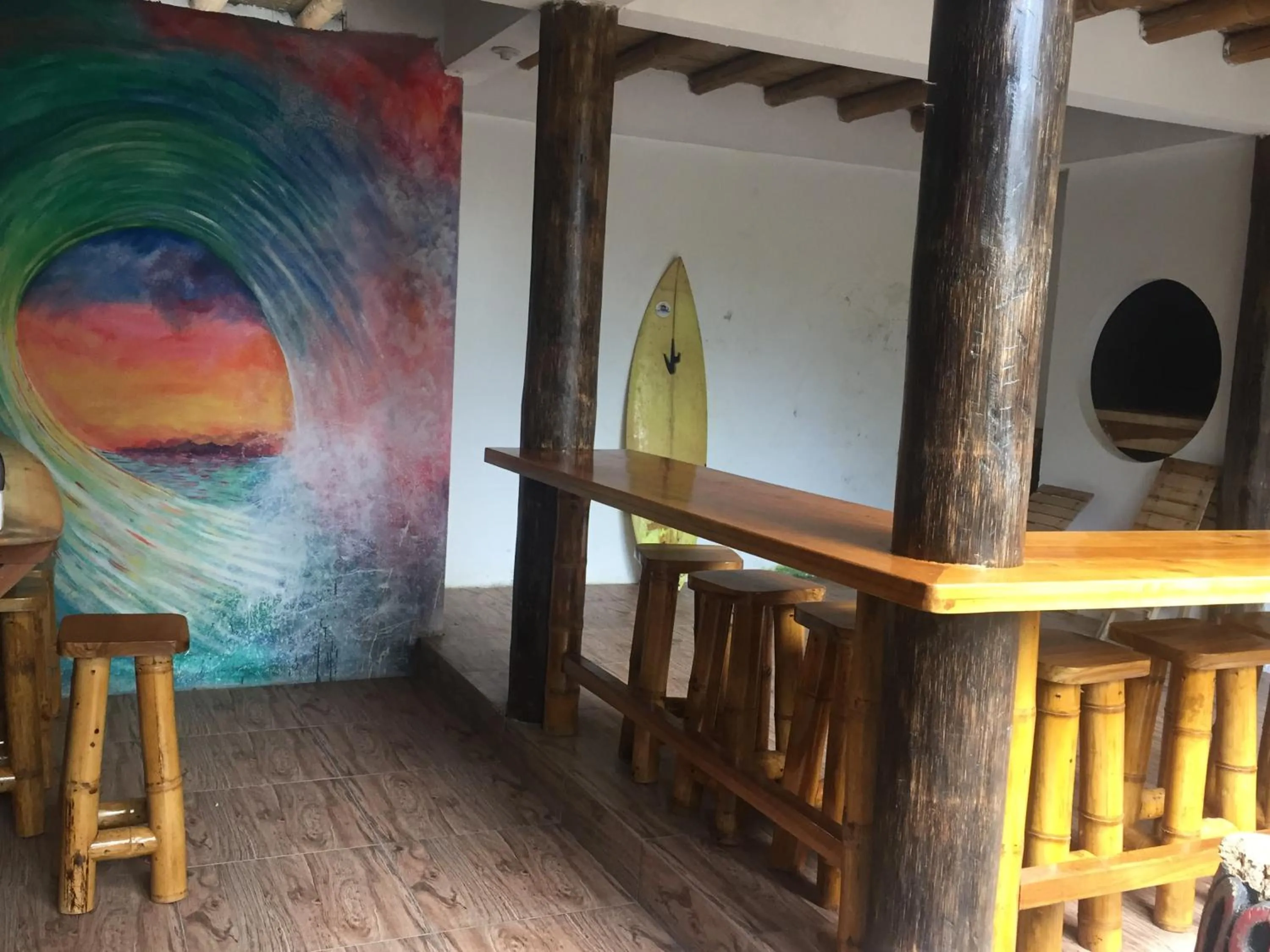 Restaurant/places to eat in La Facha Hostal Restaurant Surf