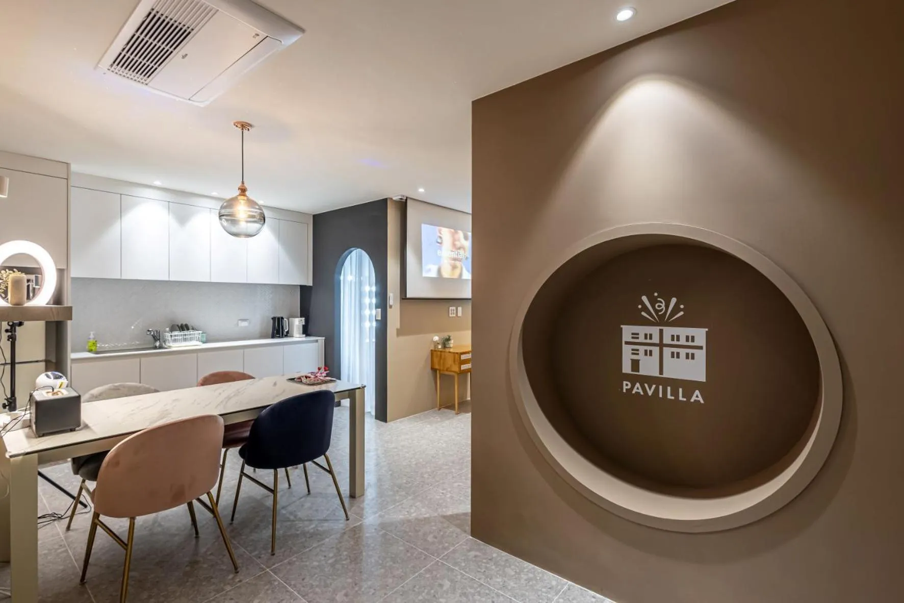 Living room in Pavilla Hotel